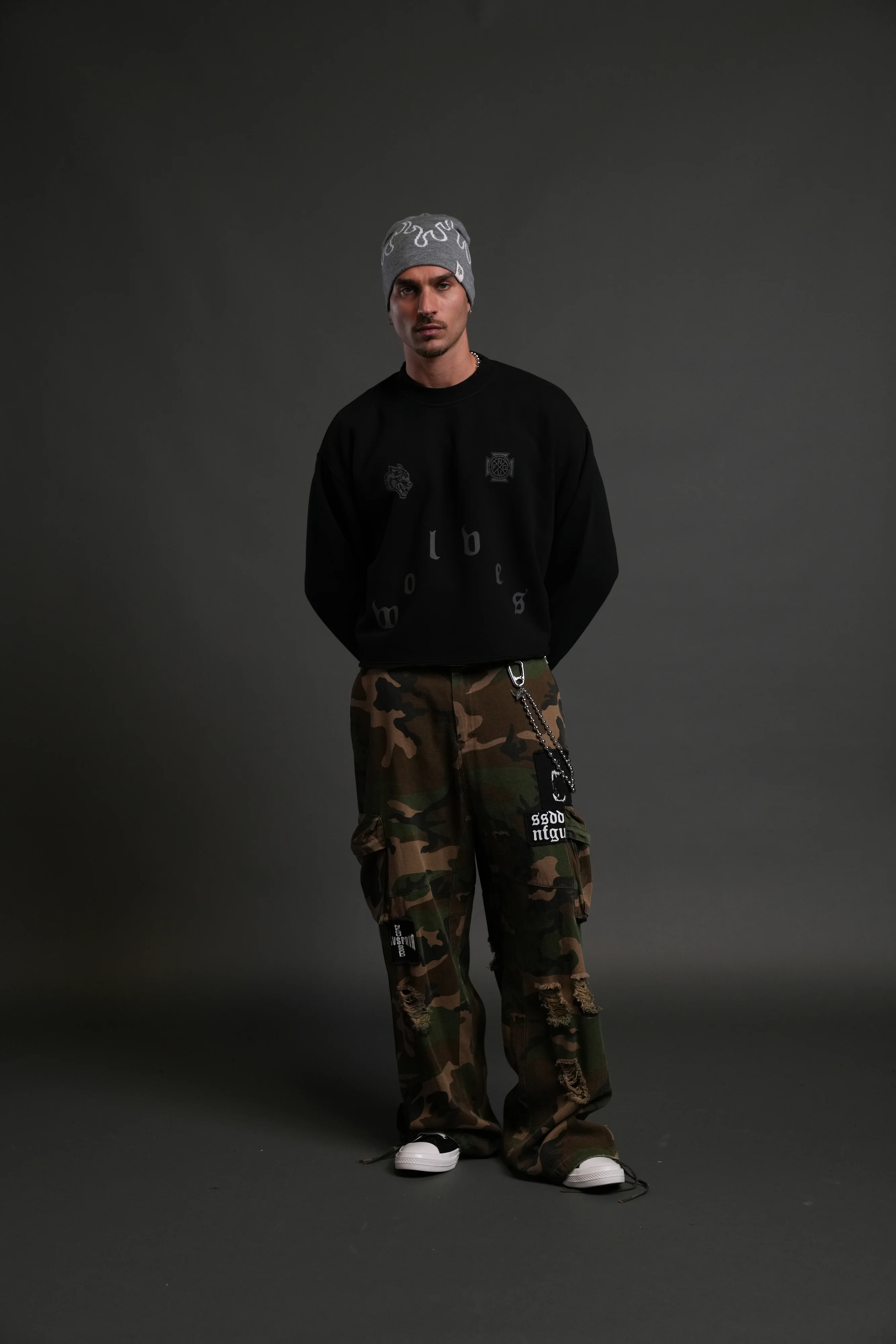 Pyramid Wolves Raw Hem "Box Cut" Crewneck in Black - Image 5