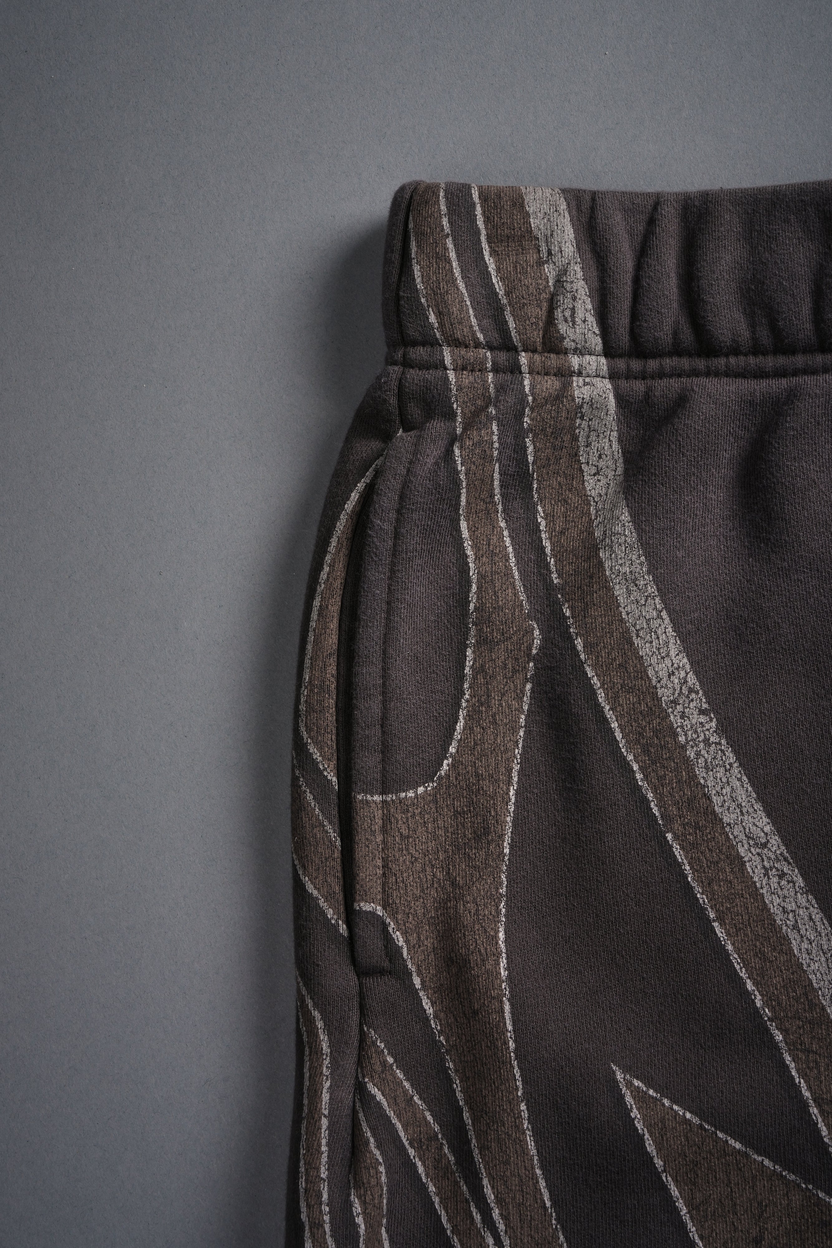 Real Recognize Real Unisex Oversized Post Lounge Sweat Shorts V2 in Darc Brown Drift Wash - Image 12