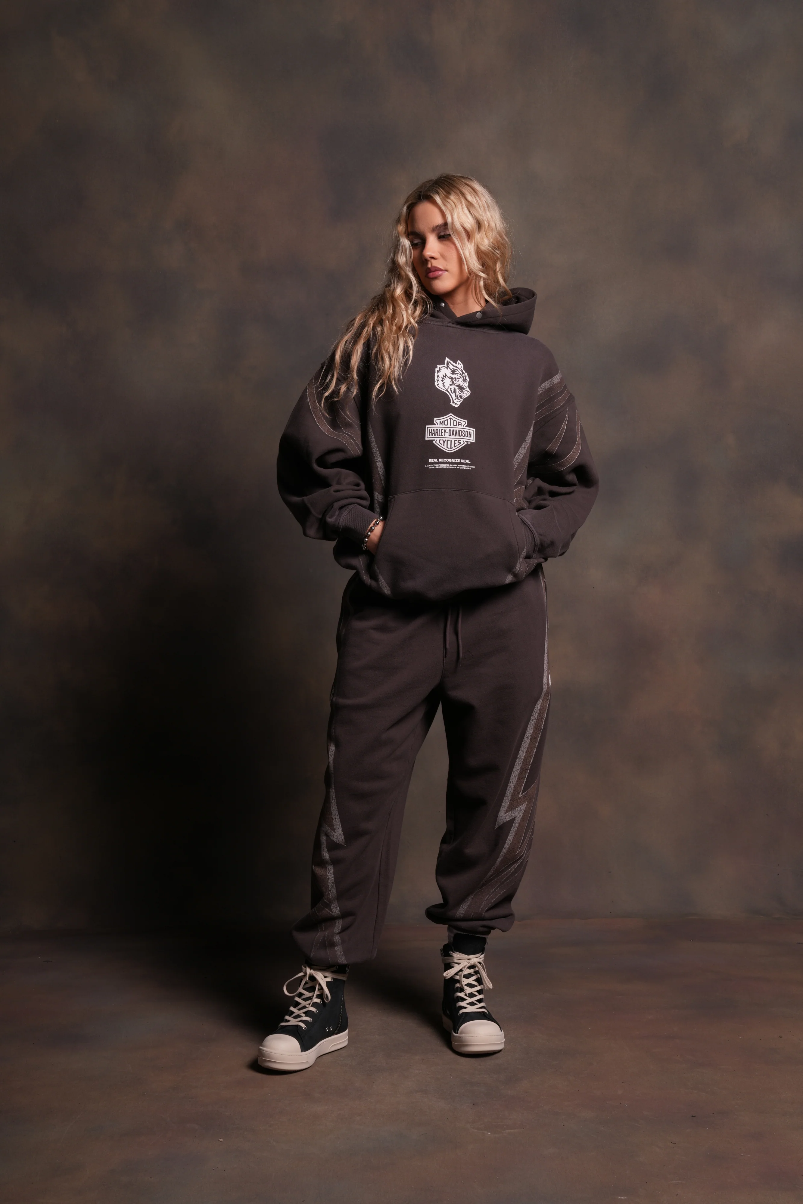 Real Recognize Real Unisex "Pierce" Hoodie in Darc Brown Drift Wash - Image 5
