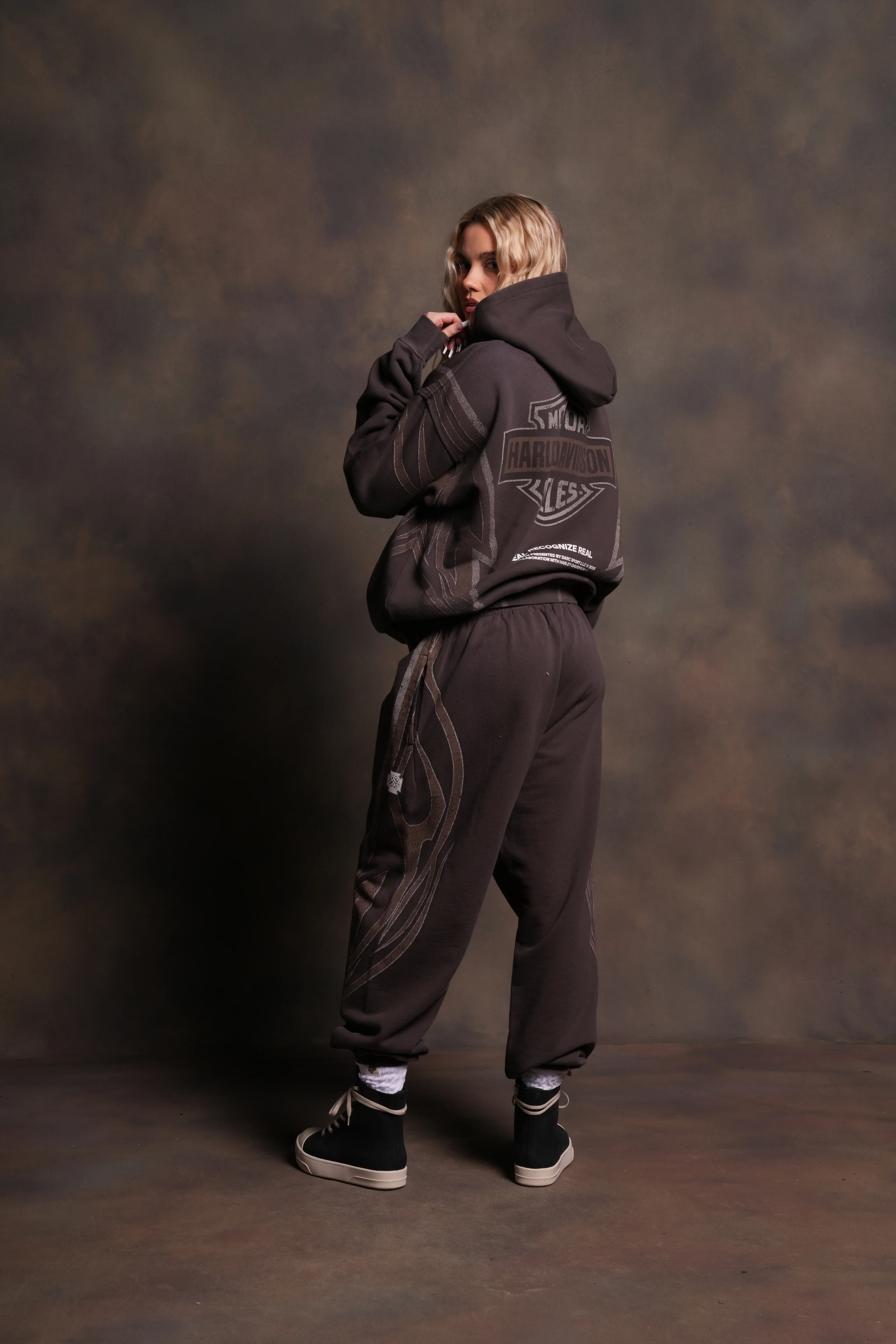 Real Recognize Real Unisex "Pierce" Hoodie in Darc Brown Drift Wash - Image 6