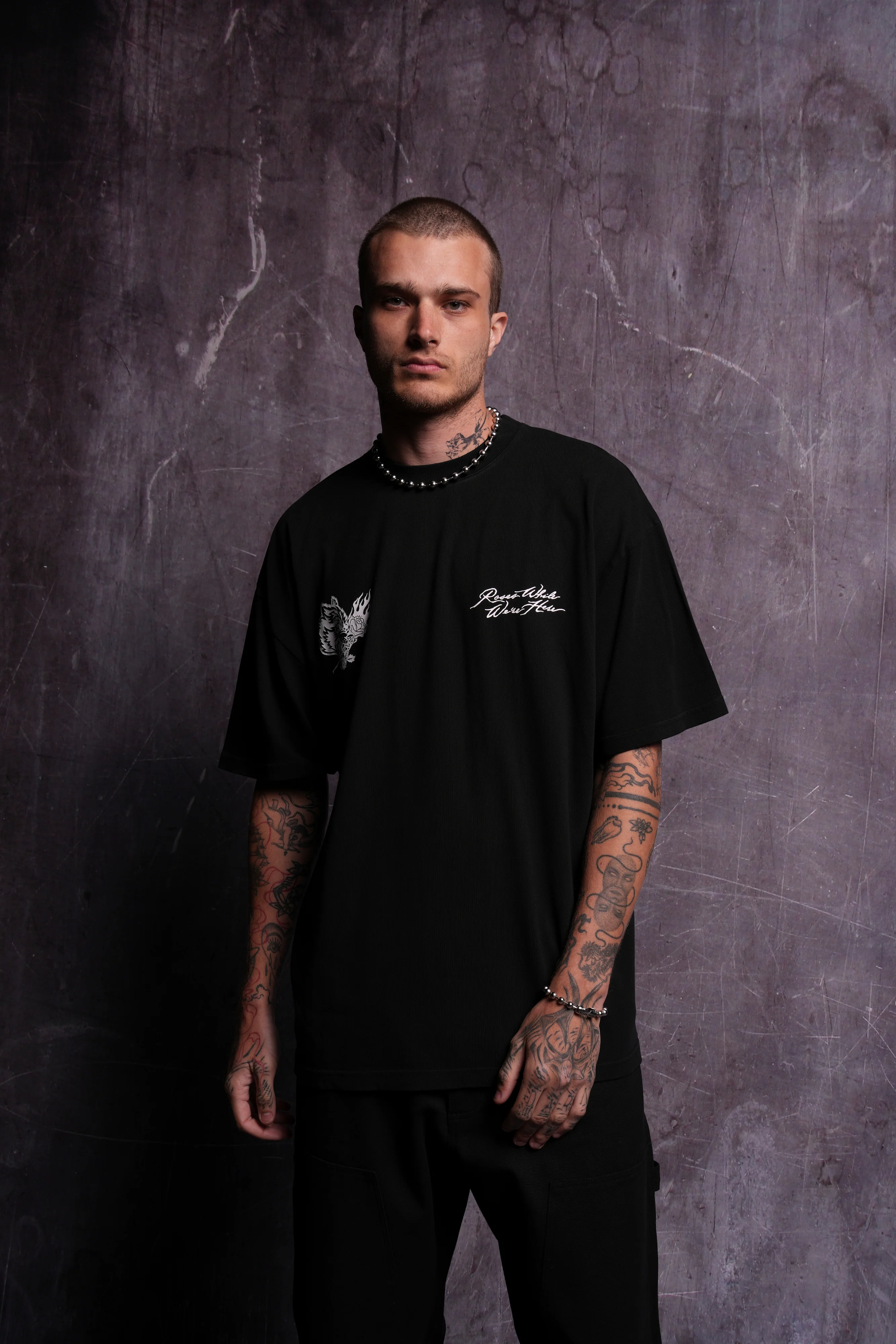 Roses While We're Here "Premium" Oversized Tee in Black - Image 2