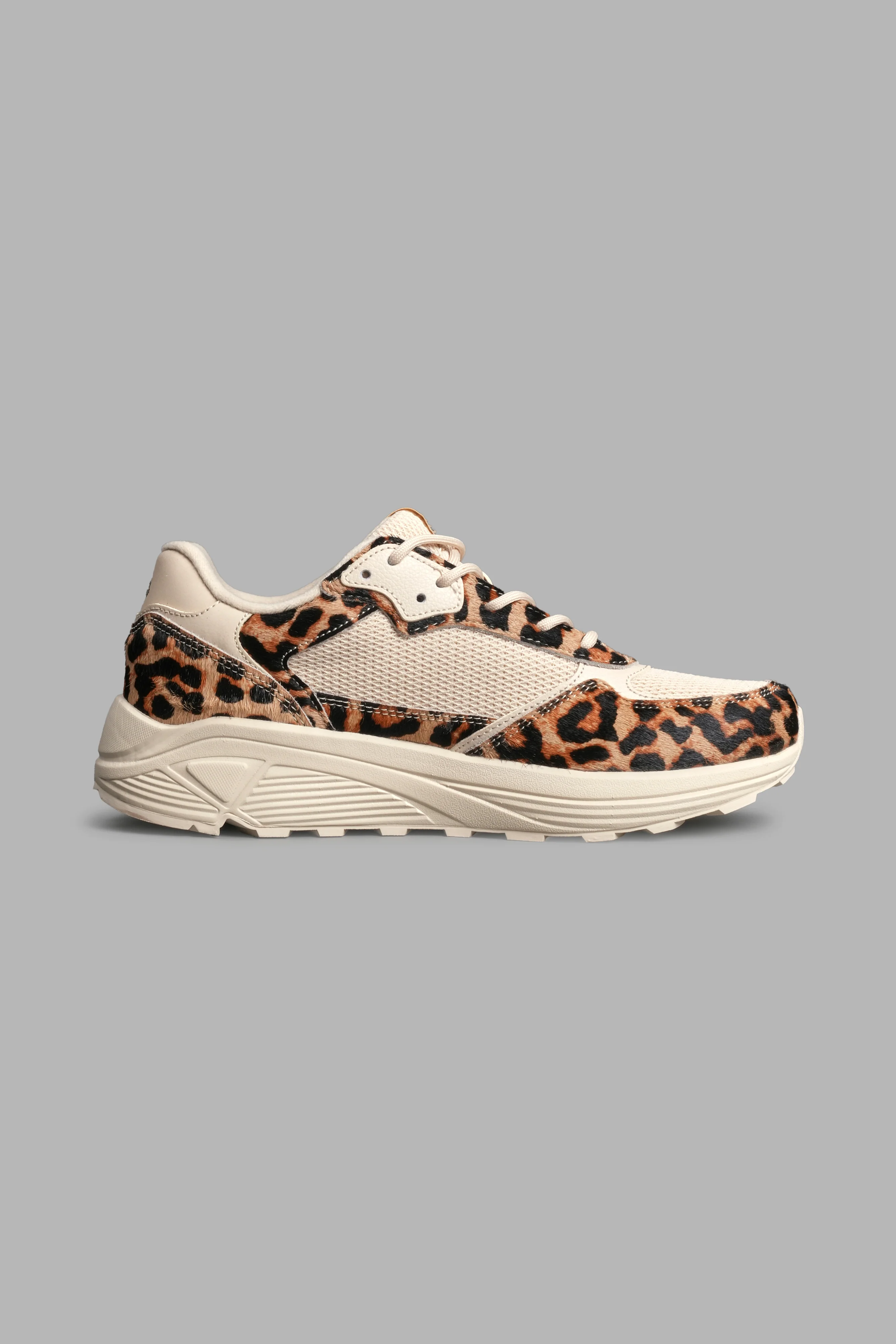 Run-1 Shoes in Clay Leopard/Cream - Image 3
