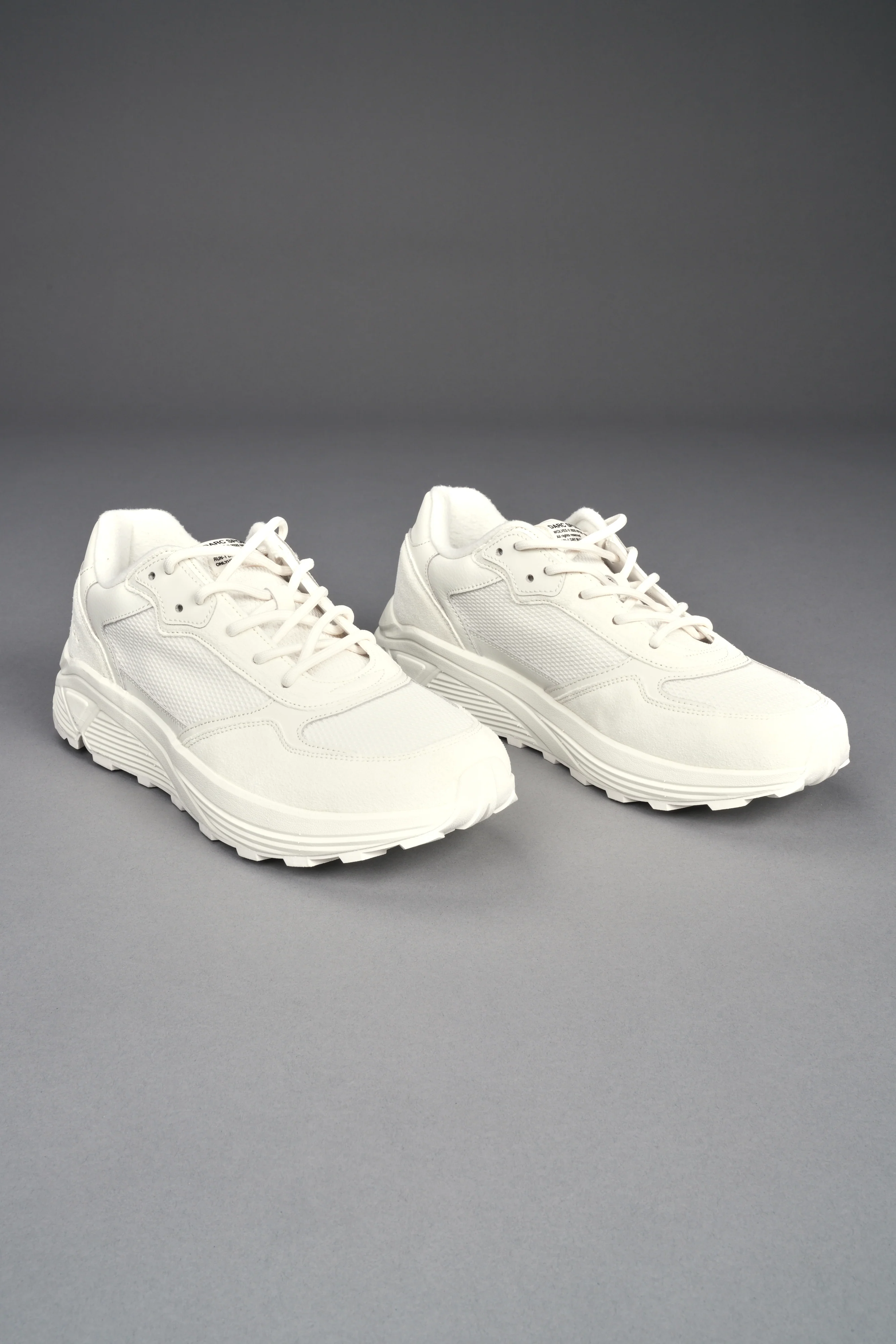 Run-1 Shoes in Cream/Black - Image 5