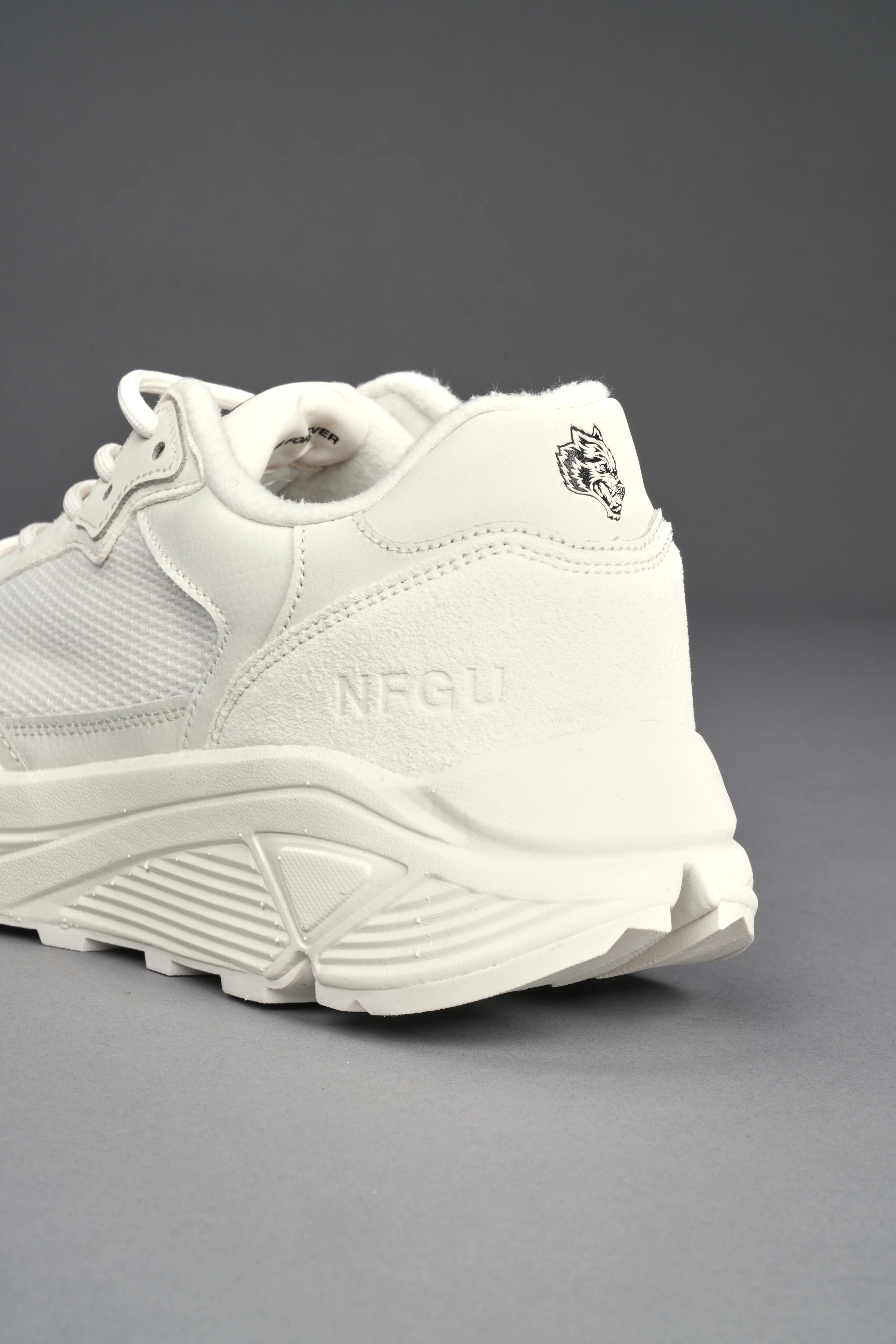 Run-1 Shoes in Cream/Black - Image 6