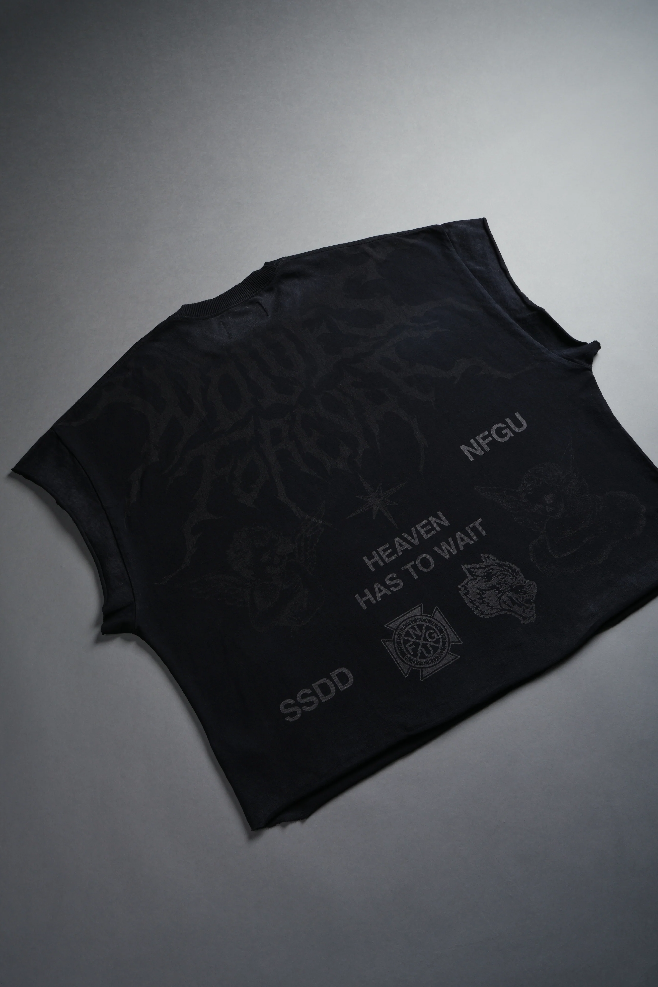 Sacred Flash Grunge Cut-Off Tee in Black Drift Wash - Image 7