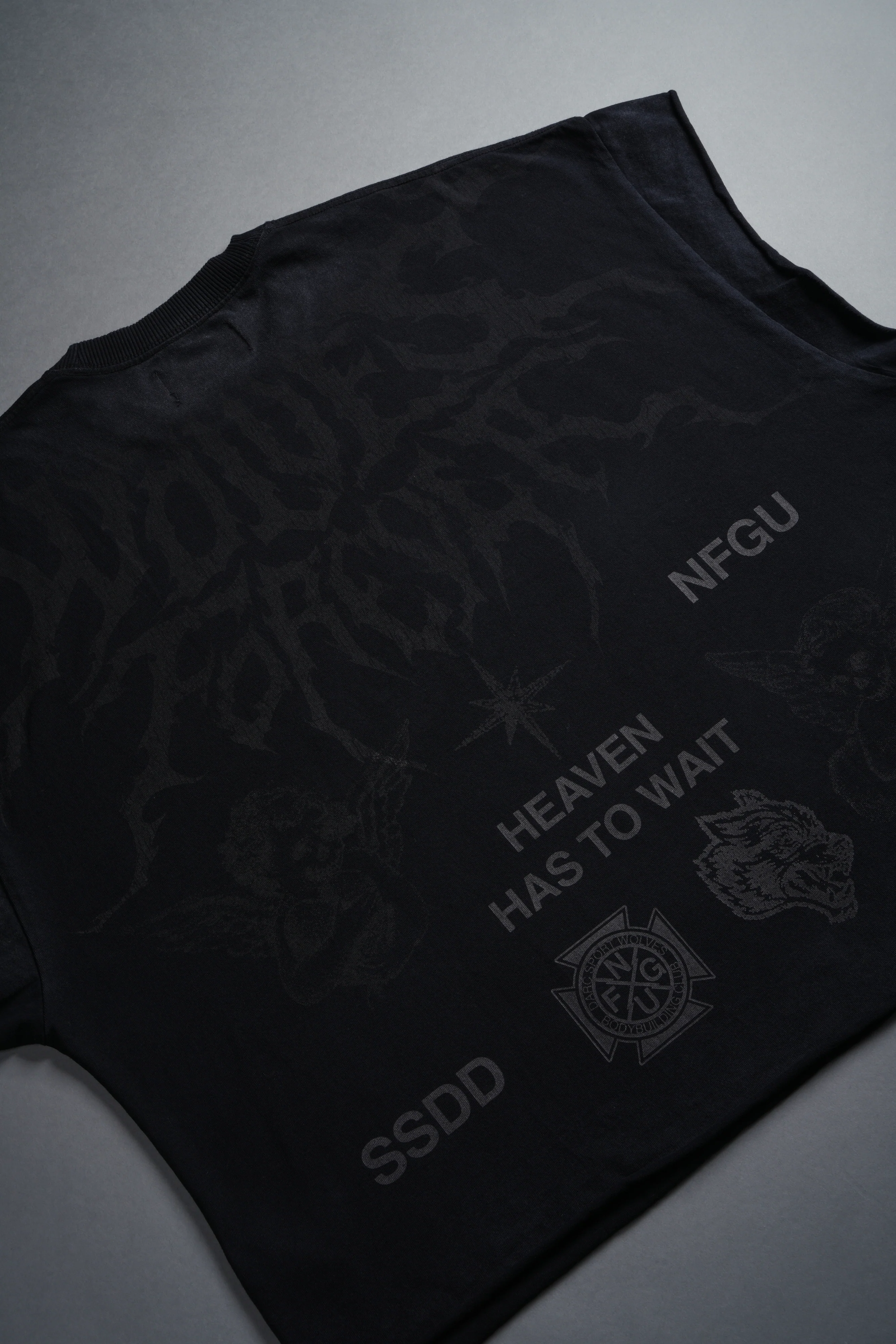 Sacred Flash Grunge Cut-Off Tee in Black Drift Wash - Image 8