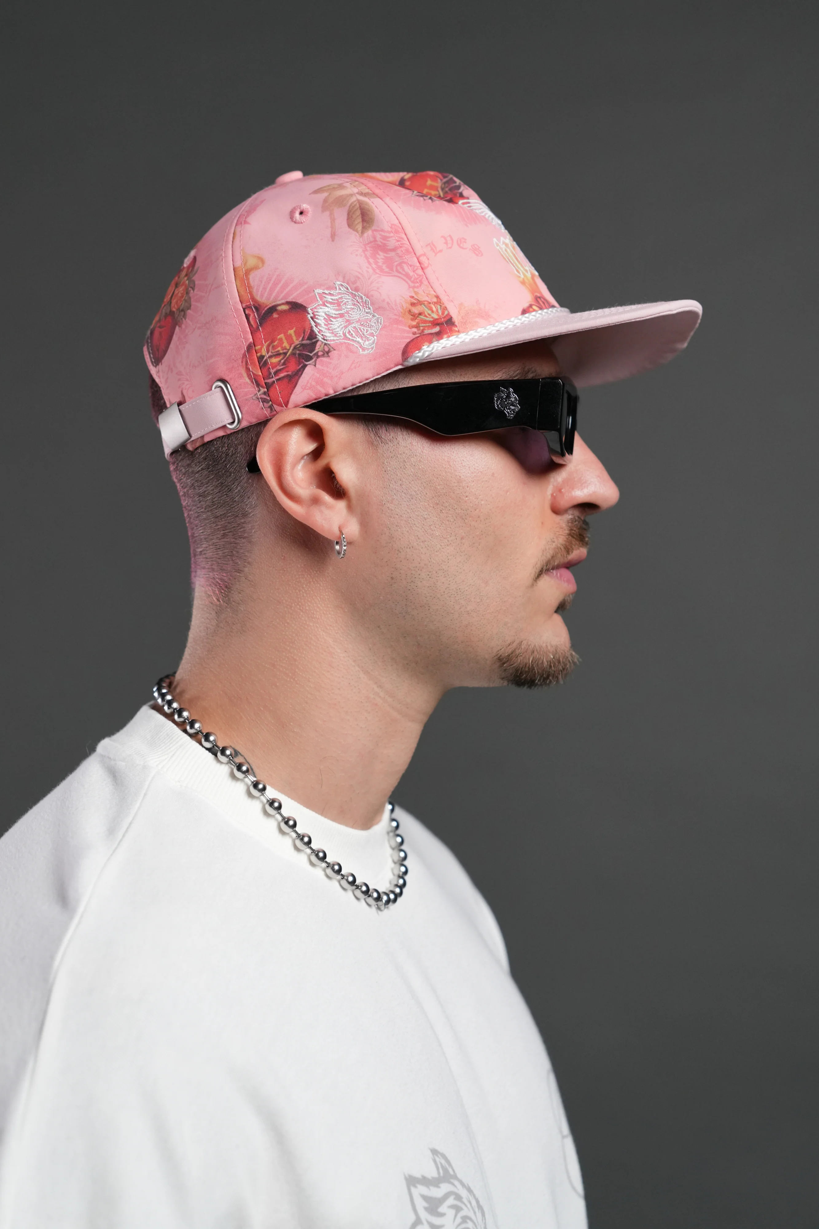 NFGU Cherub Paradise Hat in Corazon De Devocion - Image 5