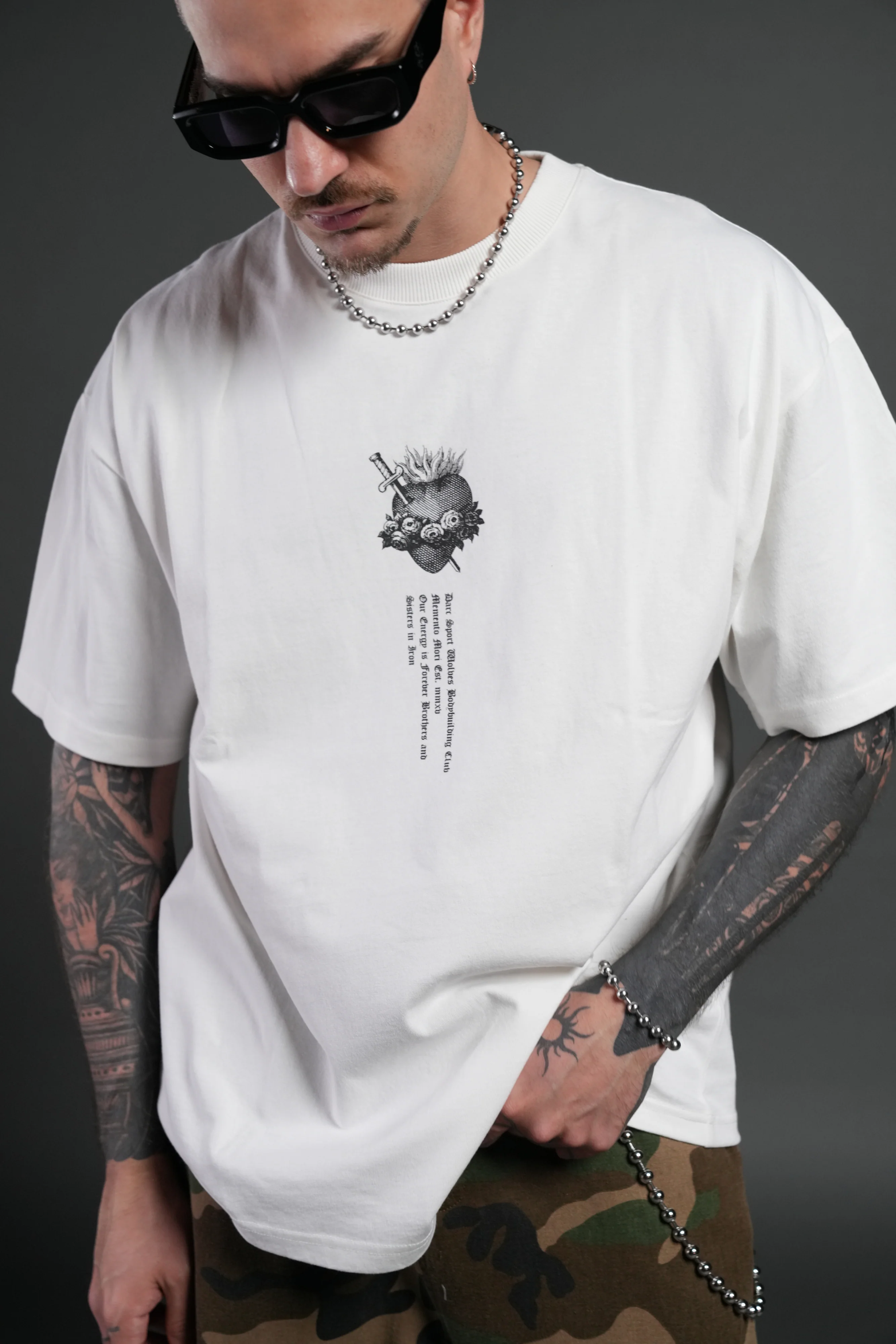 Sin Again Unisex Grunge Tee in Cream - Image 11
