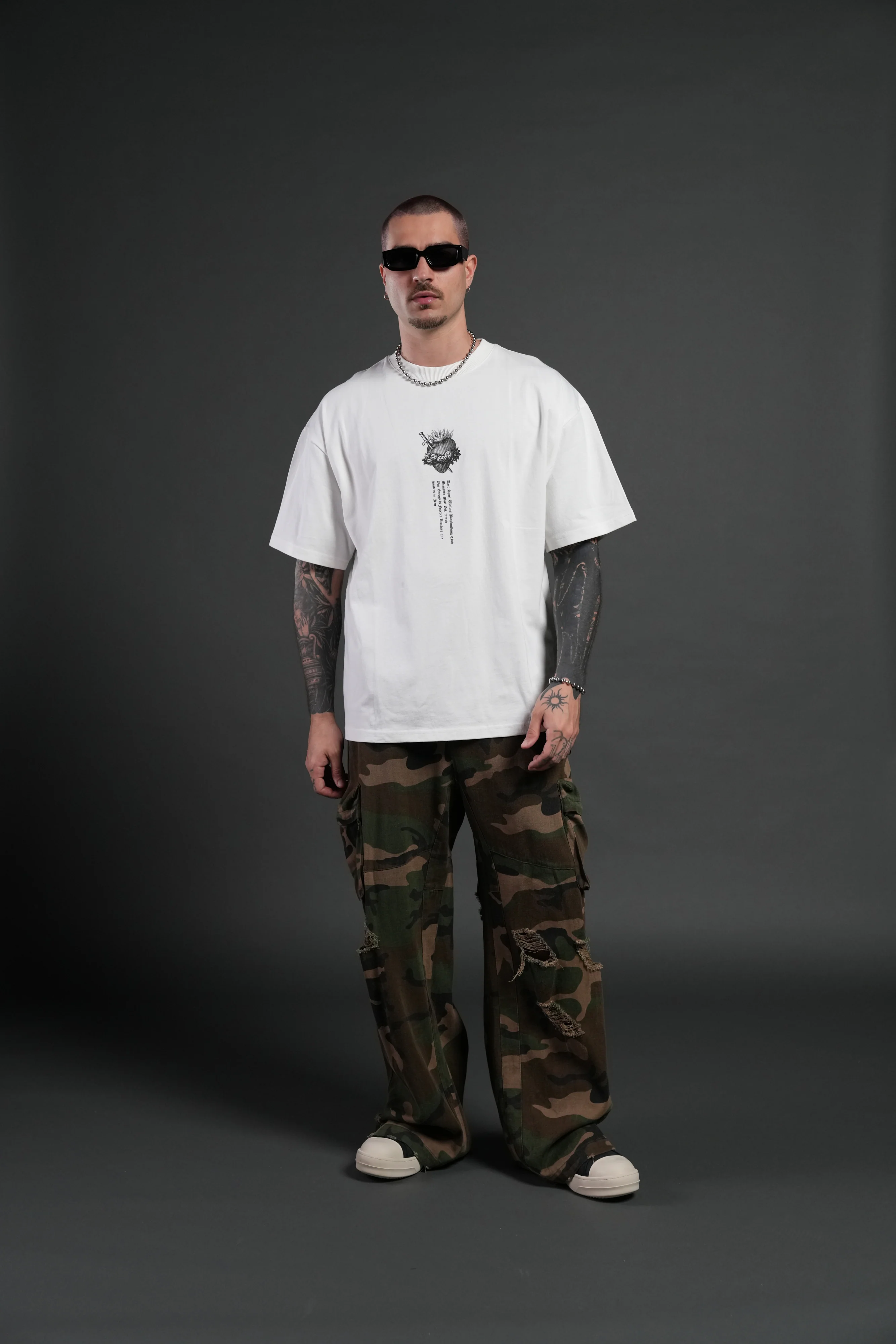 Sin Again Unisex Grunge Tee in Cream - Image 9