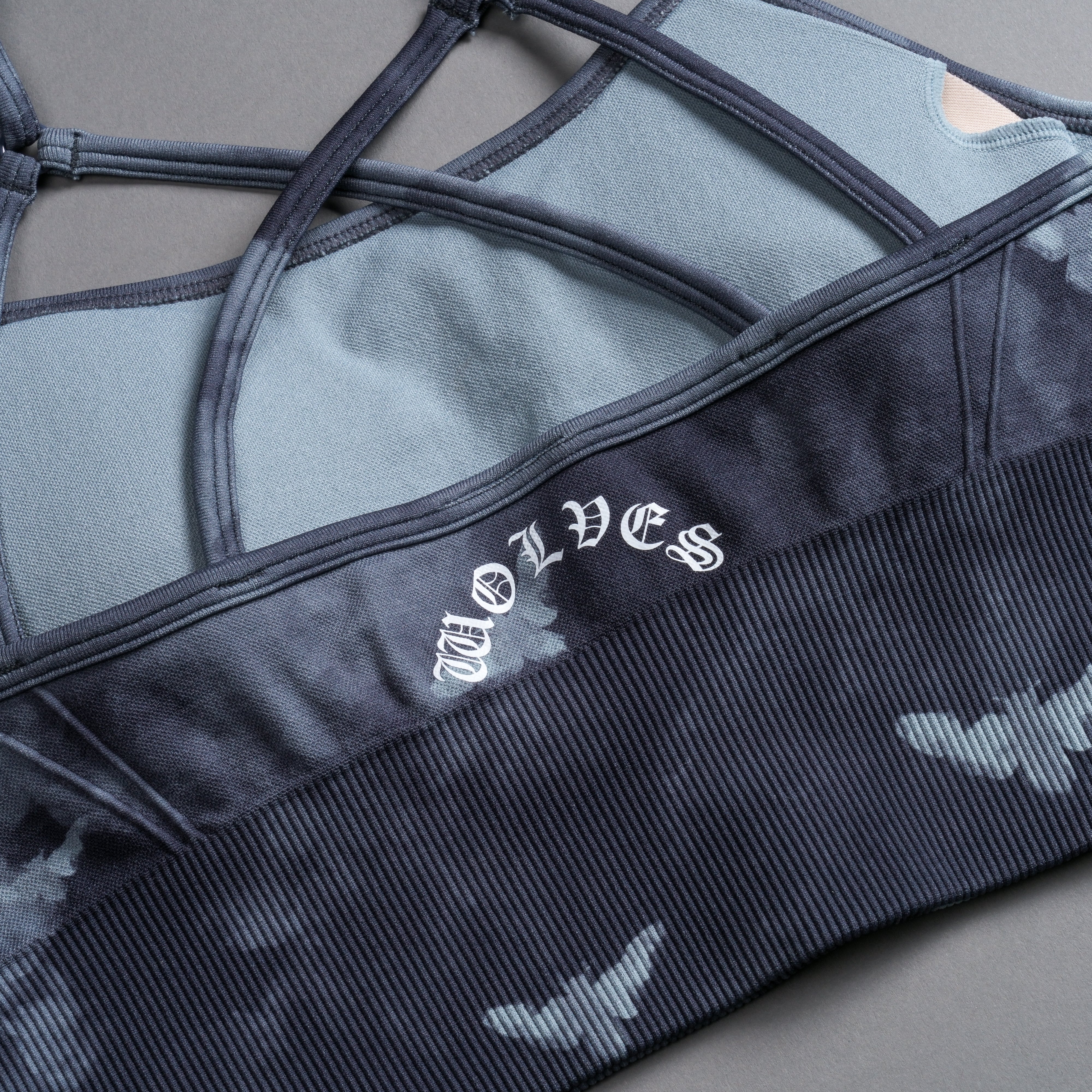 Single Wolf Chopper "Everson Seamless" Huxley Bra in Blue Lagoon Death Moth Ghost Clouds - Image 8