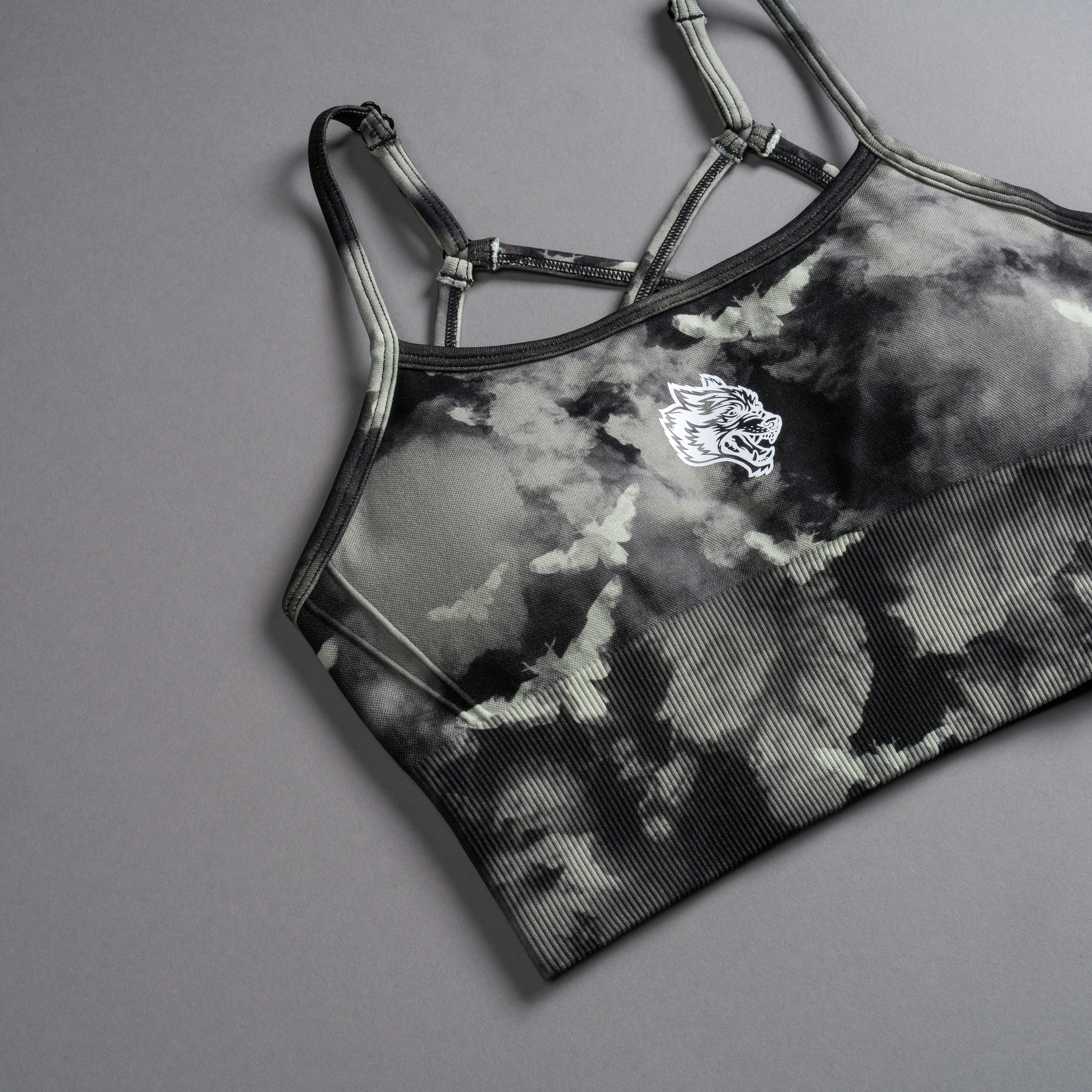 Single Wolf Chopper "Everson Seamless" Huxley Bra in Owen Green Death Moth Ghost Clouds - Image 8
