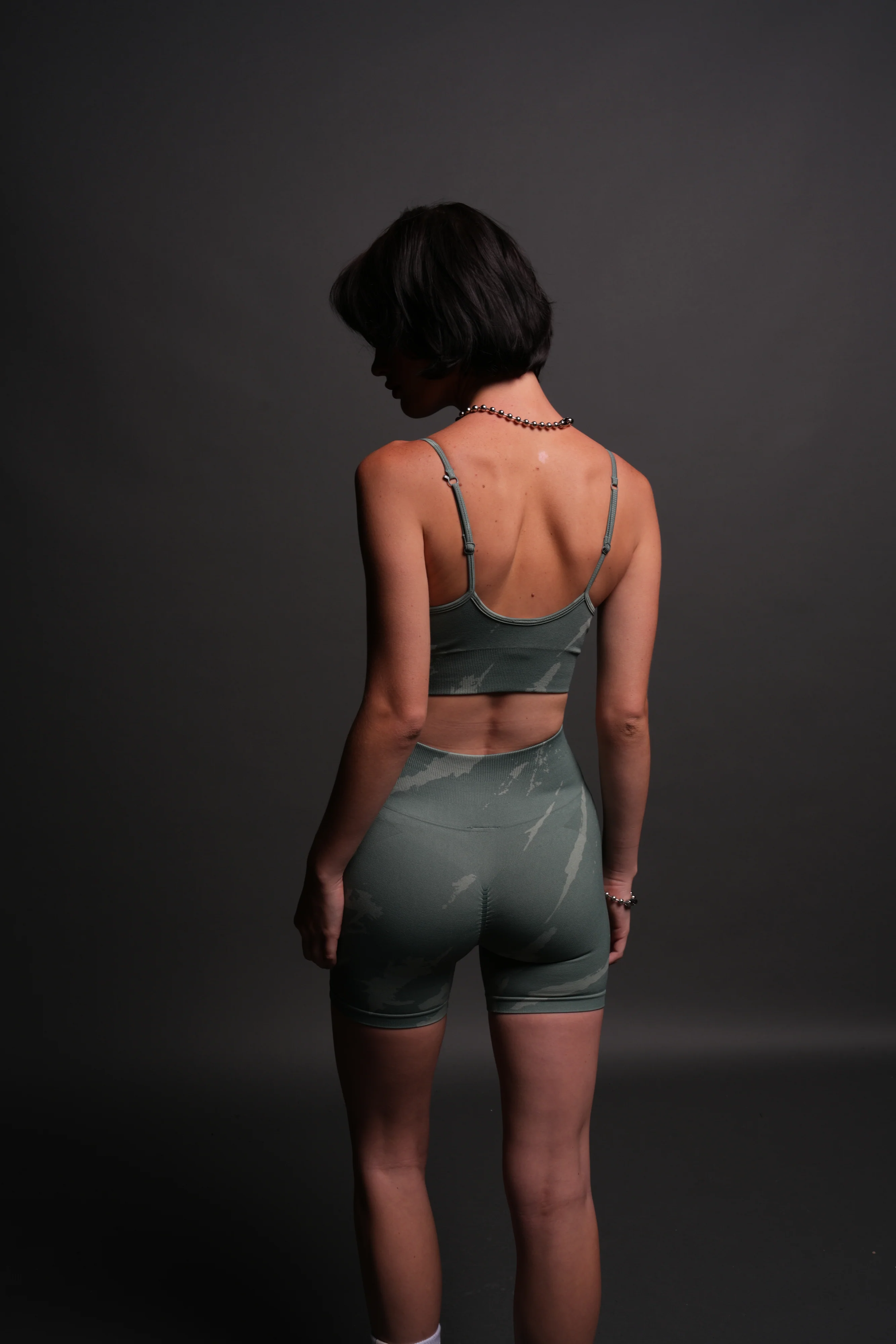 Single Wolf "Everson Seamless" Huxley Bra in Hunter Green Native Camo - Image 2