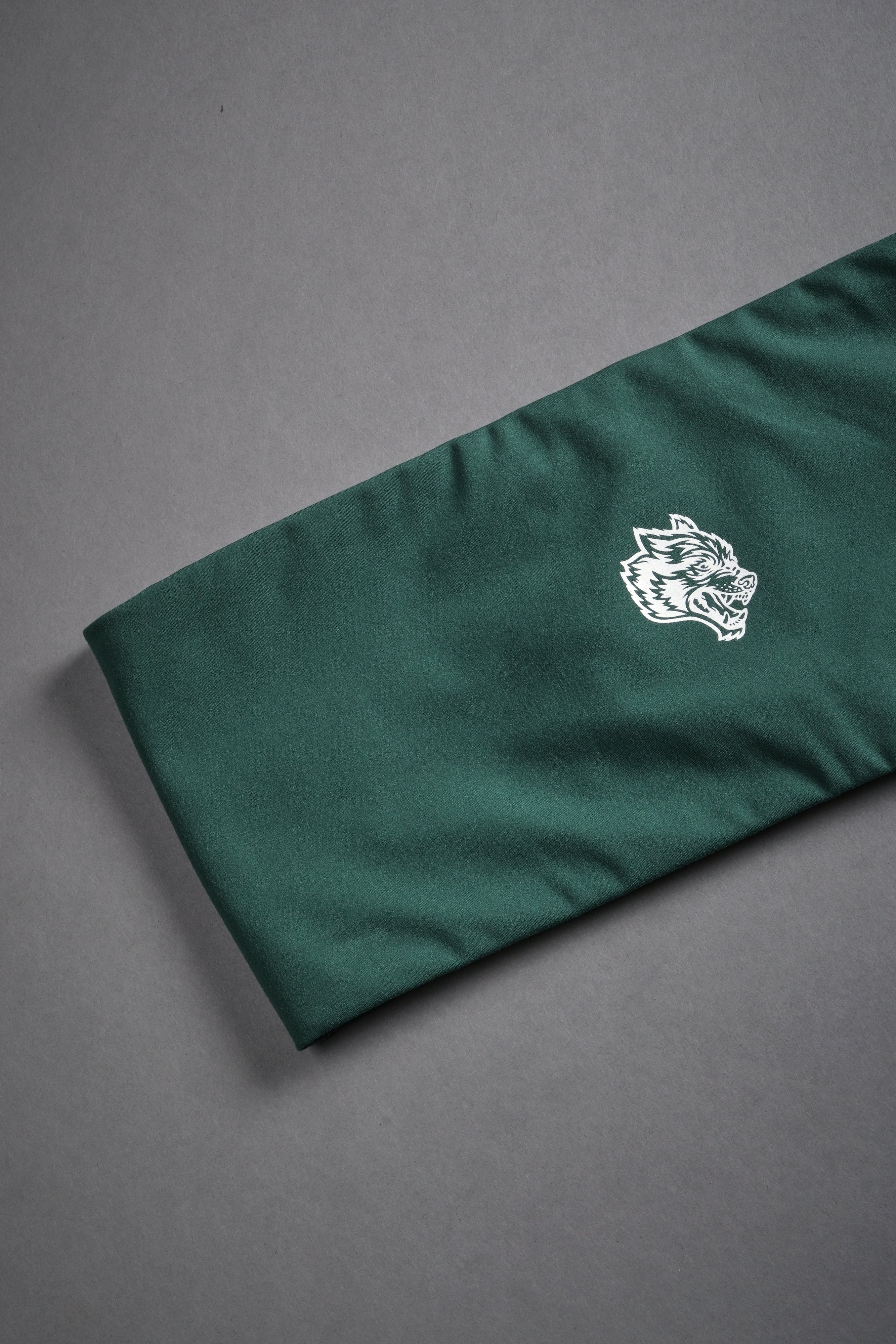 Single Wolf "Mia" Energy Bandeau in Hunter Green - Image 5