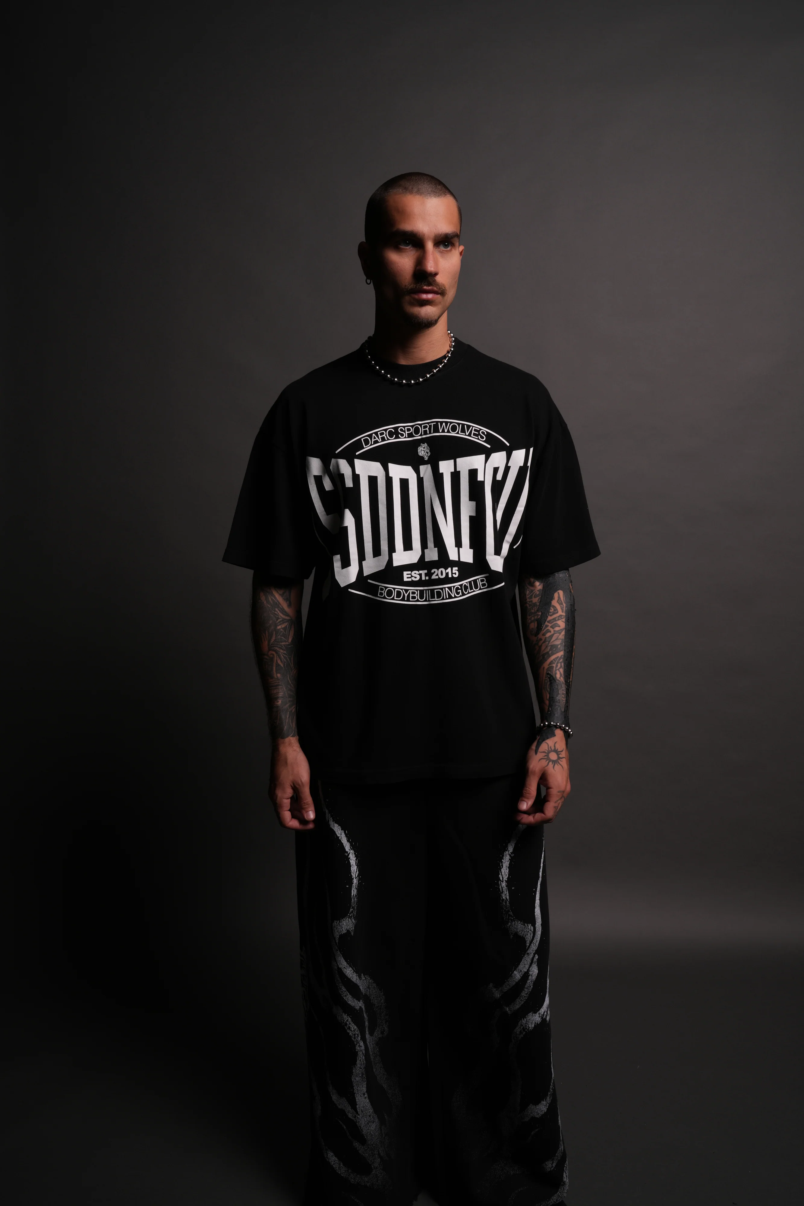 SSDDNFGU FRVR "Premium" Oversized Tee in Black - Image 4