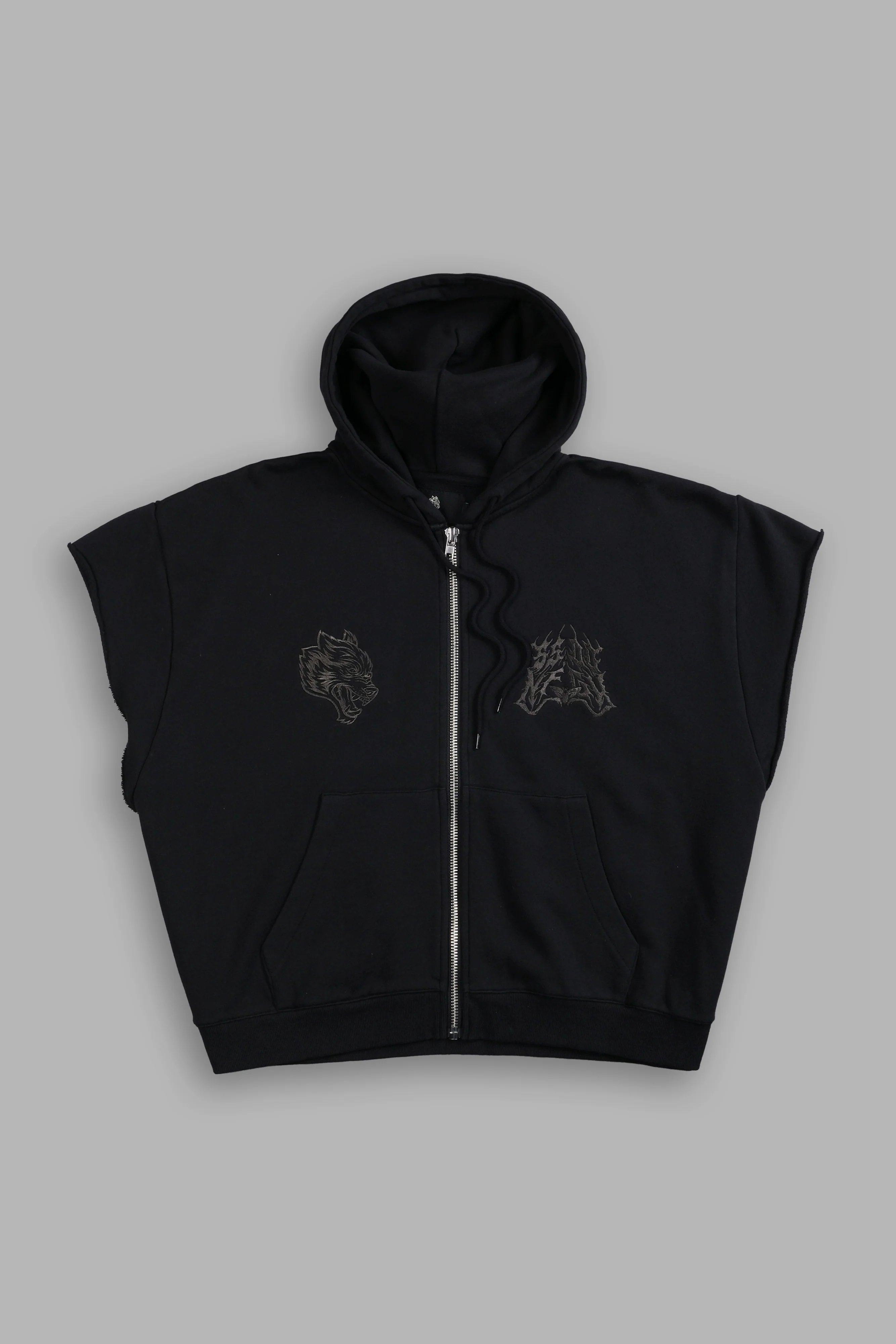 SSDDNFGU Moth Creed Cap Zip Hoodie in Black