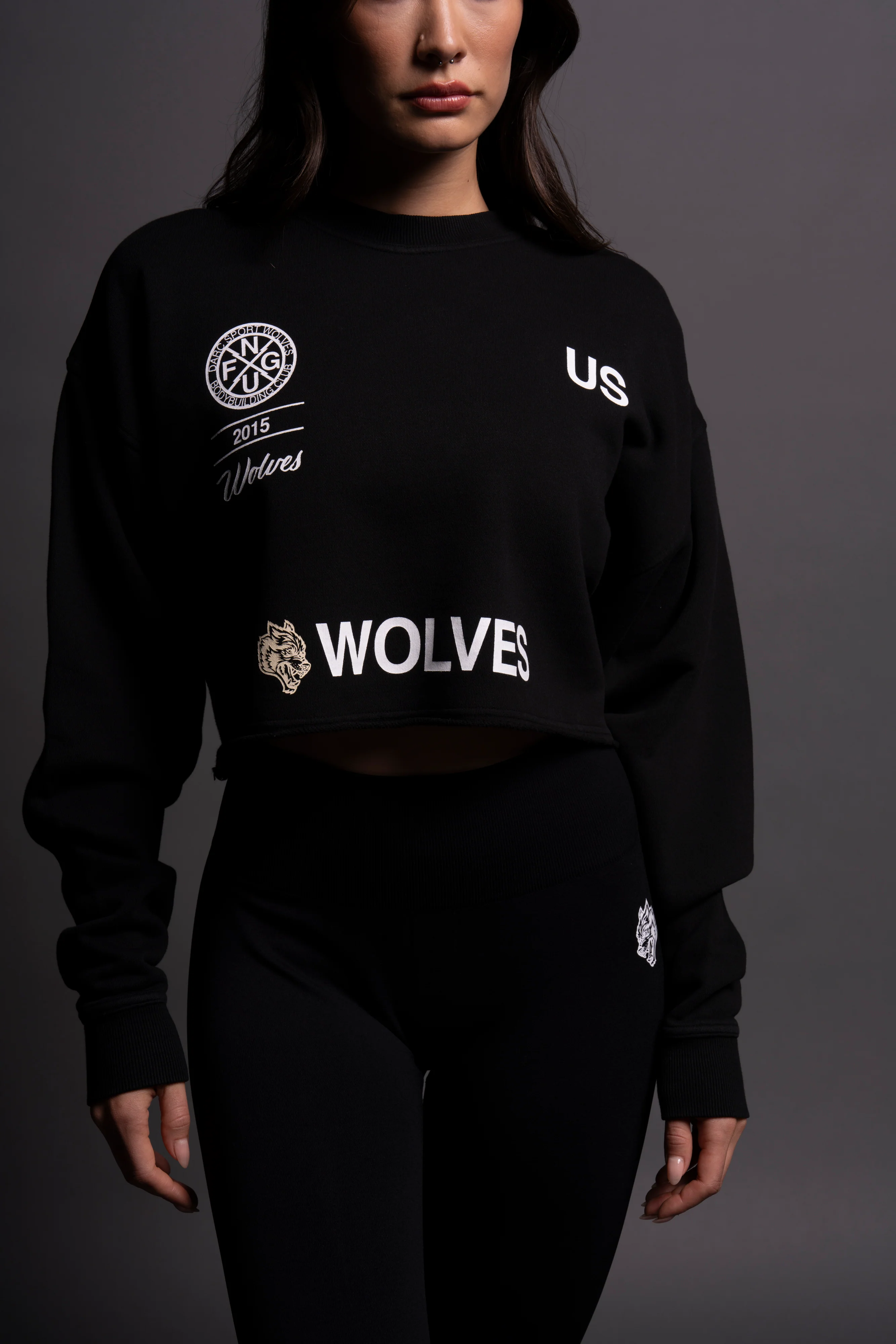 Stay True London (Cropped) Crewneck in Black - Image 7