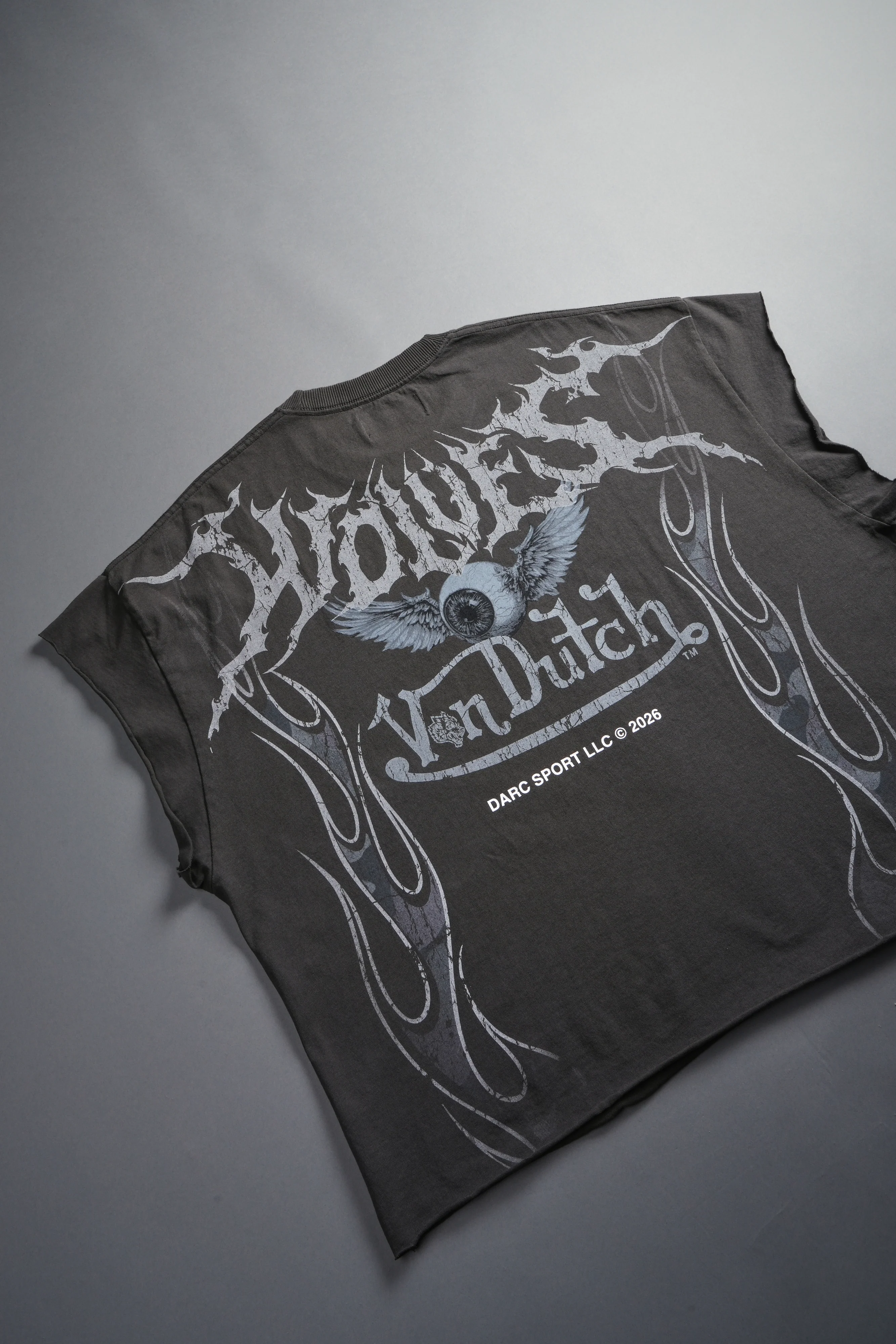 Take-Off Grunge Cut-Off Mid-Length Raw Hem Tee in Wolf Gray - Image 10