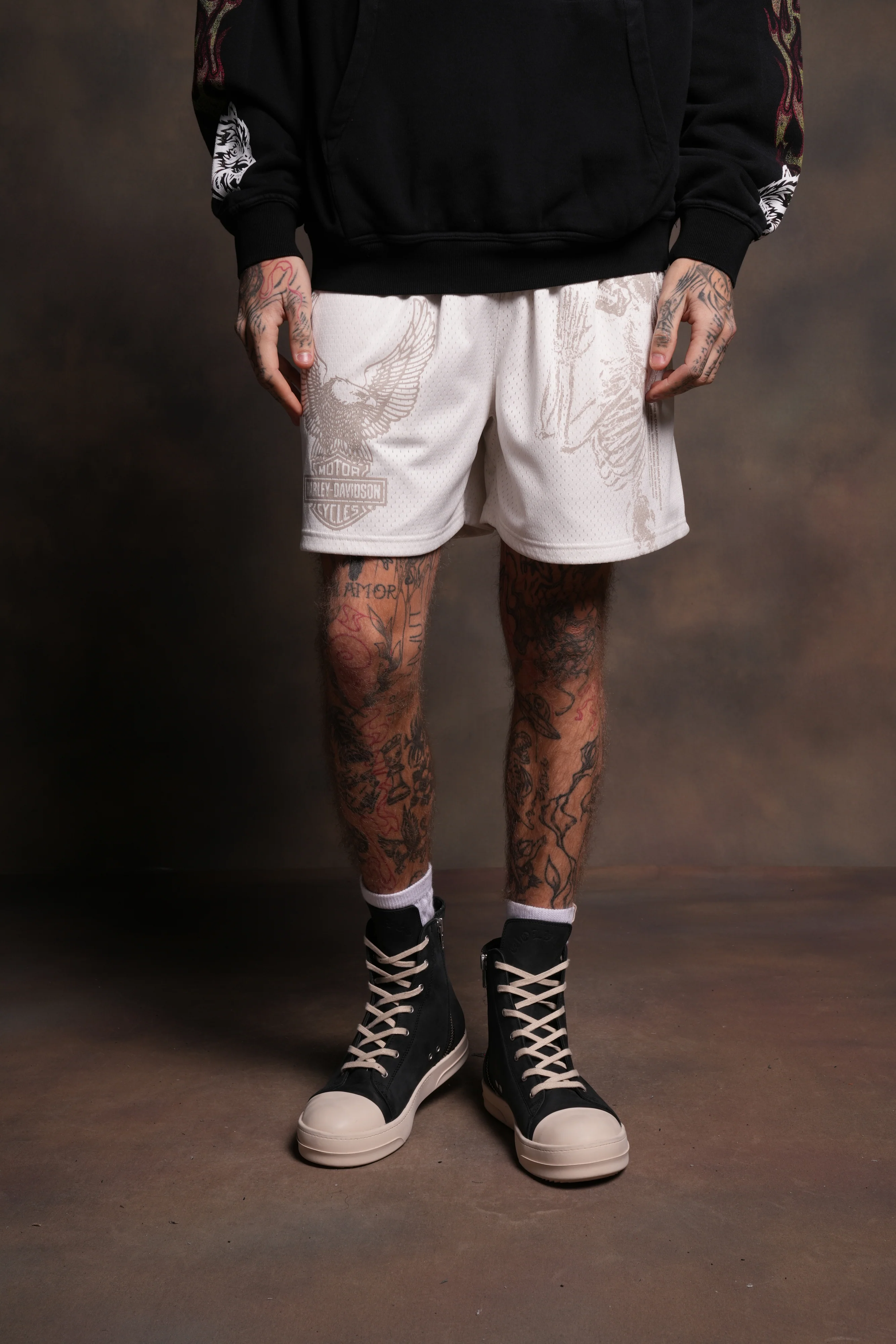 The Eagle & The Wolf Mesh Shorts in Cream - Image 2