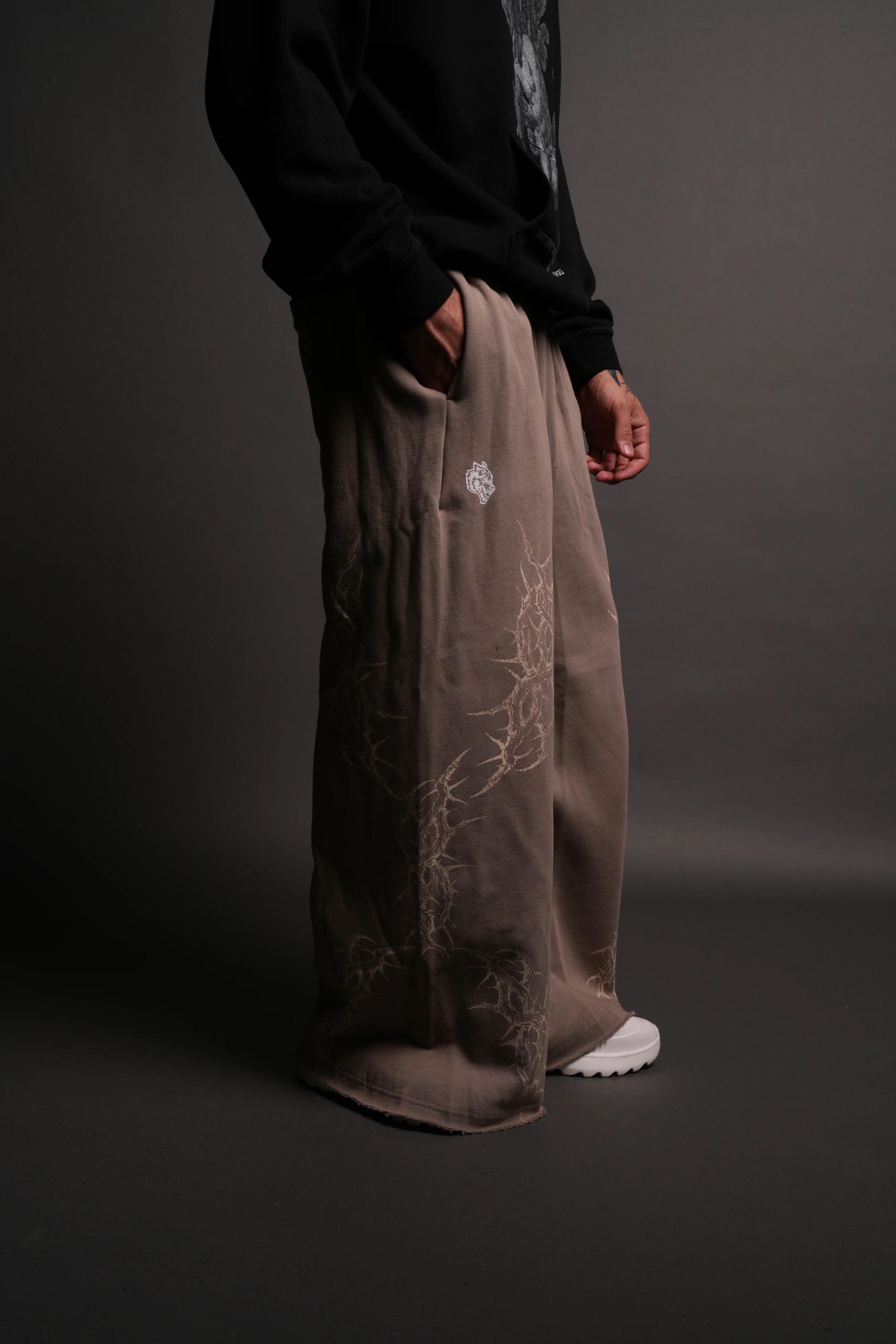 Thorns Oversized Omen Sweat Pants in Taupe - Image 5