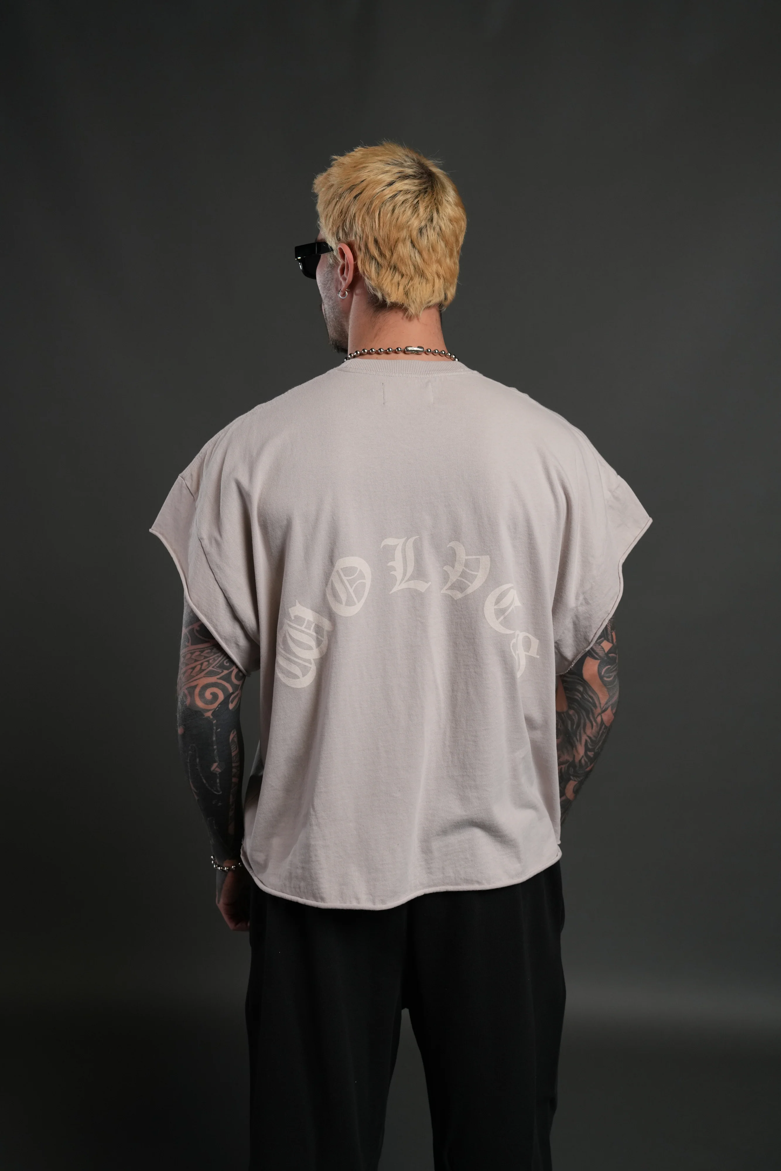 Triumph Grunge Cut-Off Tee in Clay - Image 2