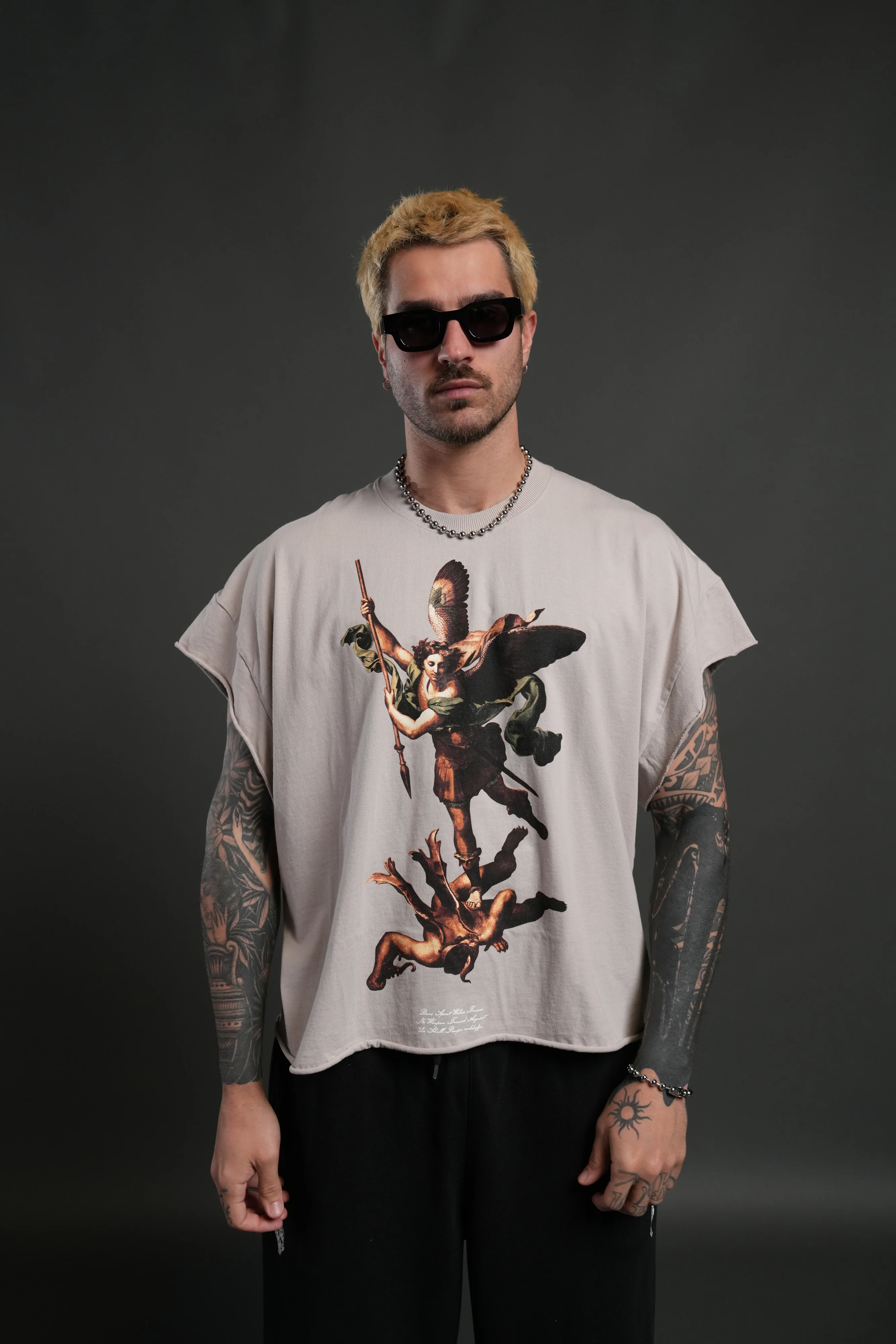 Triumph Grunge Cut-Off Tee in Clay - Image 4