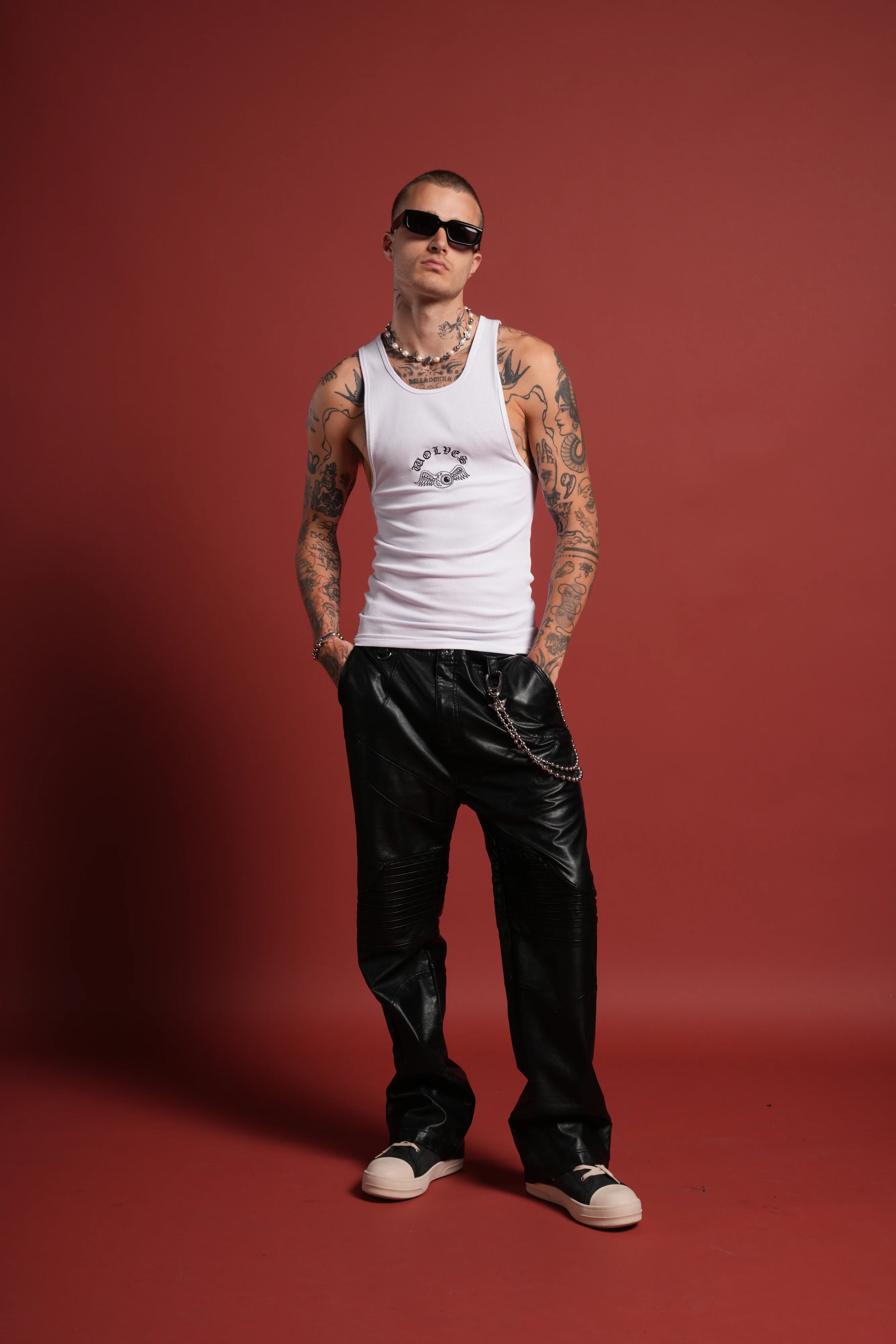 VD Chopper Ribbed Tank V2 in White - Image 4