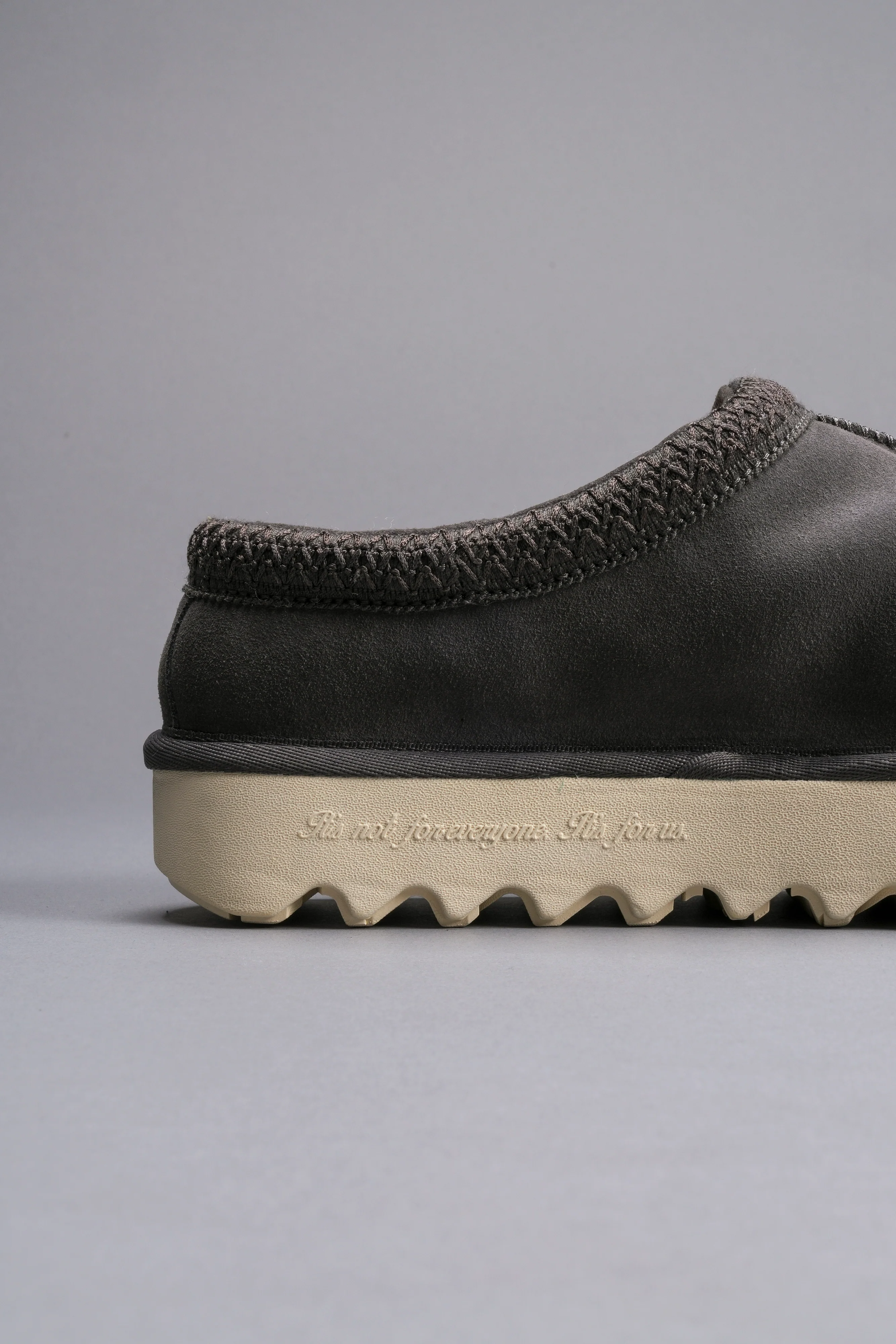 Wolf Head Mammoth Mule in Wolf Gray - Image 12