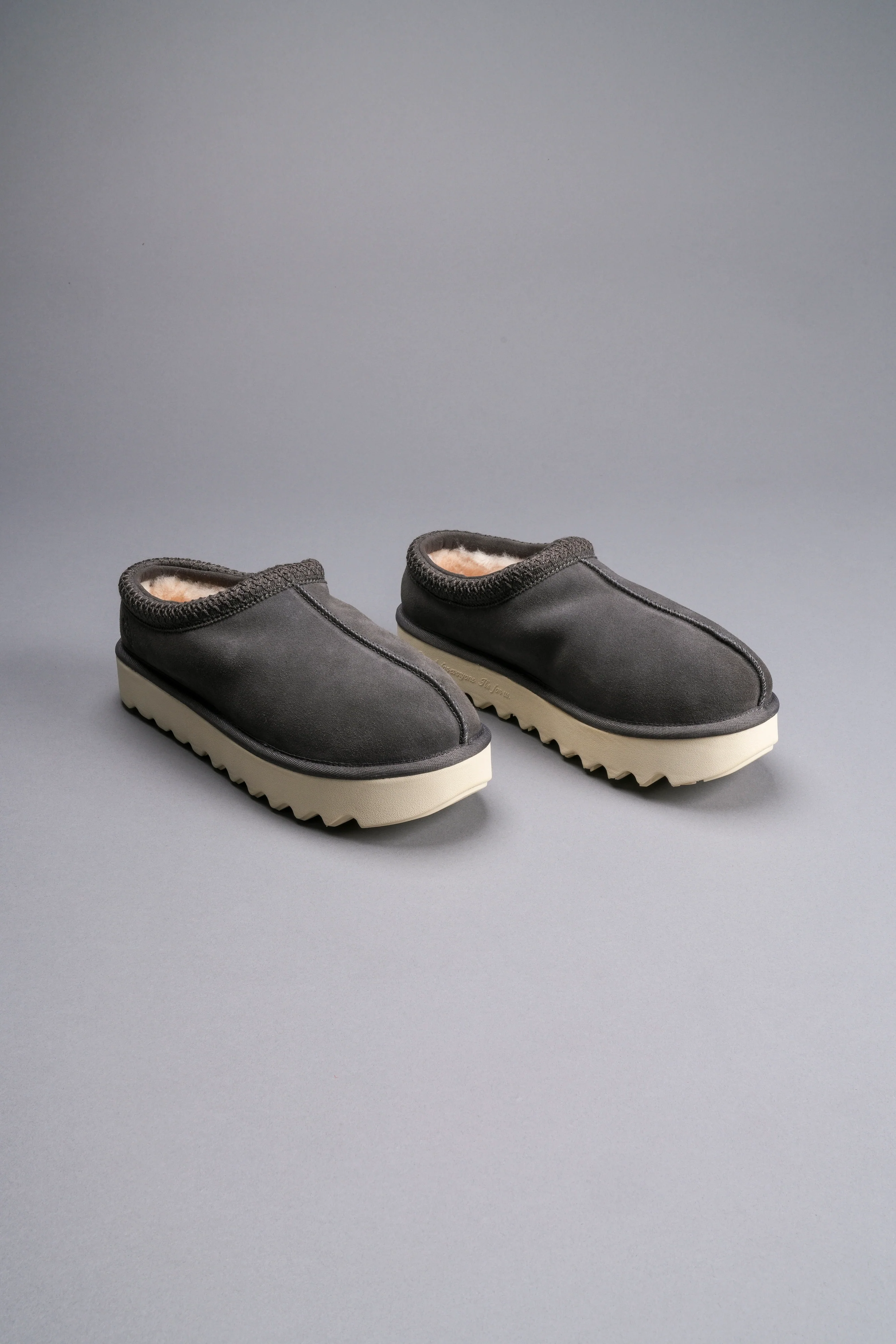 Wolf Head Mammoth Mule in Wolf Gray - Image 5