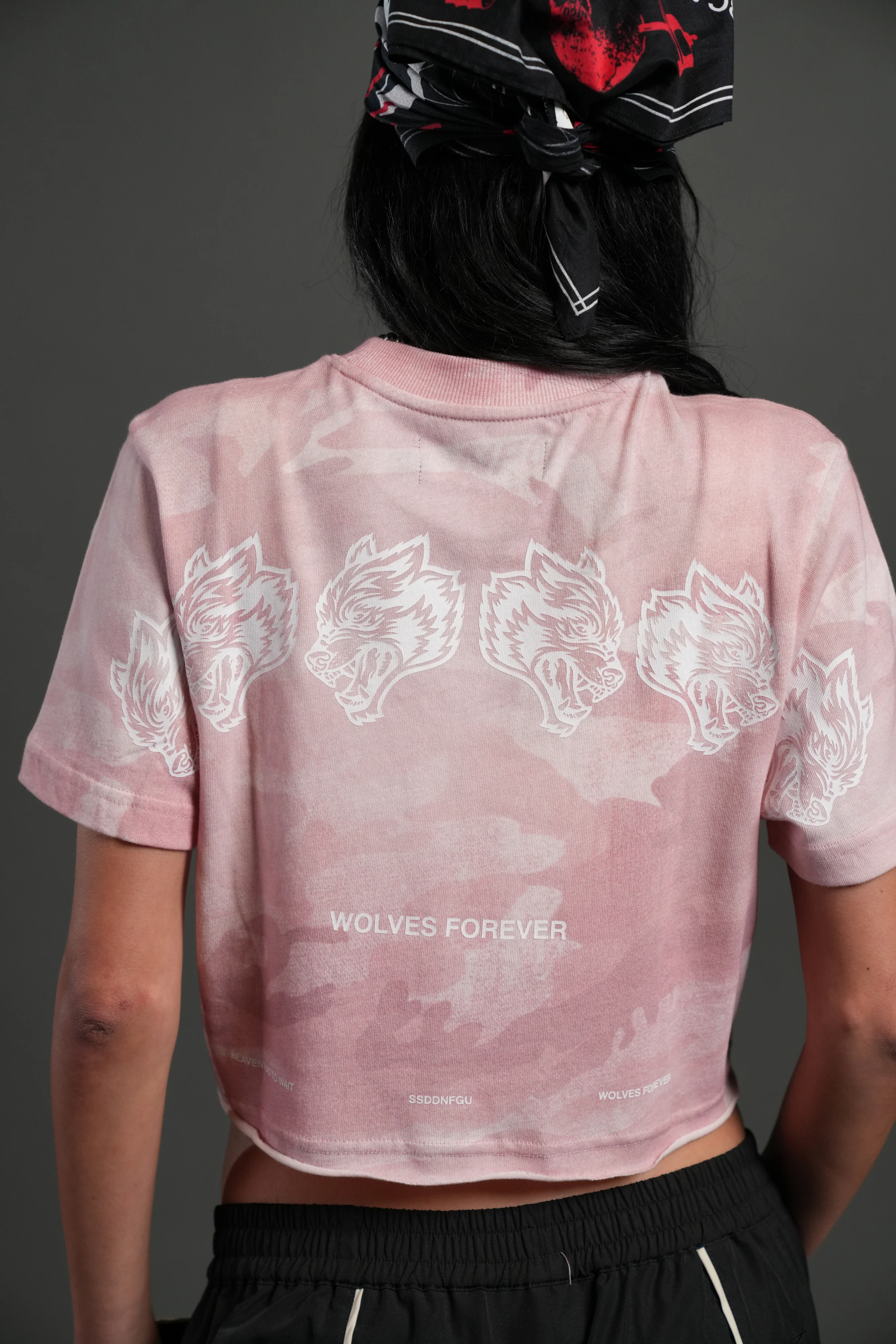 Wolves Have Your Back Premium Oversized Cropped Tee in Blush Vintage Woodland Camo - Image 3