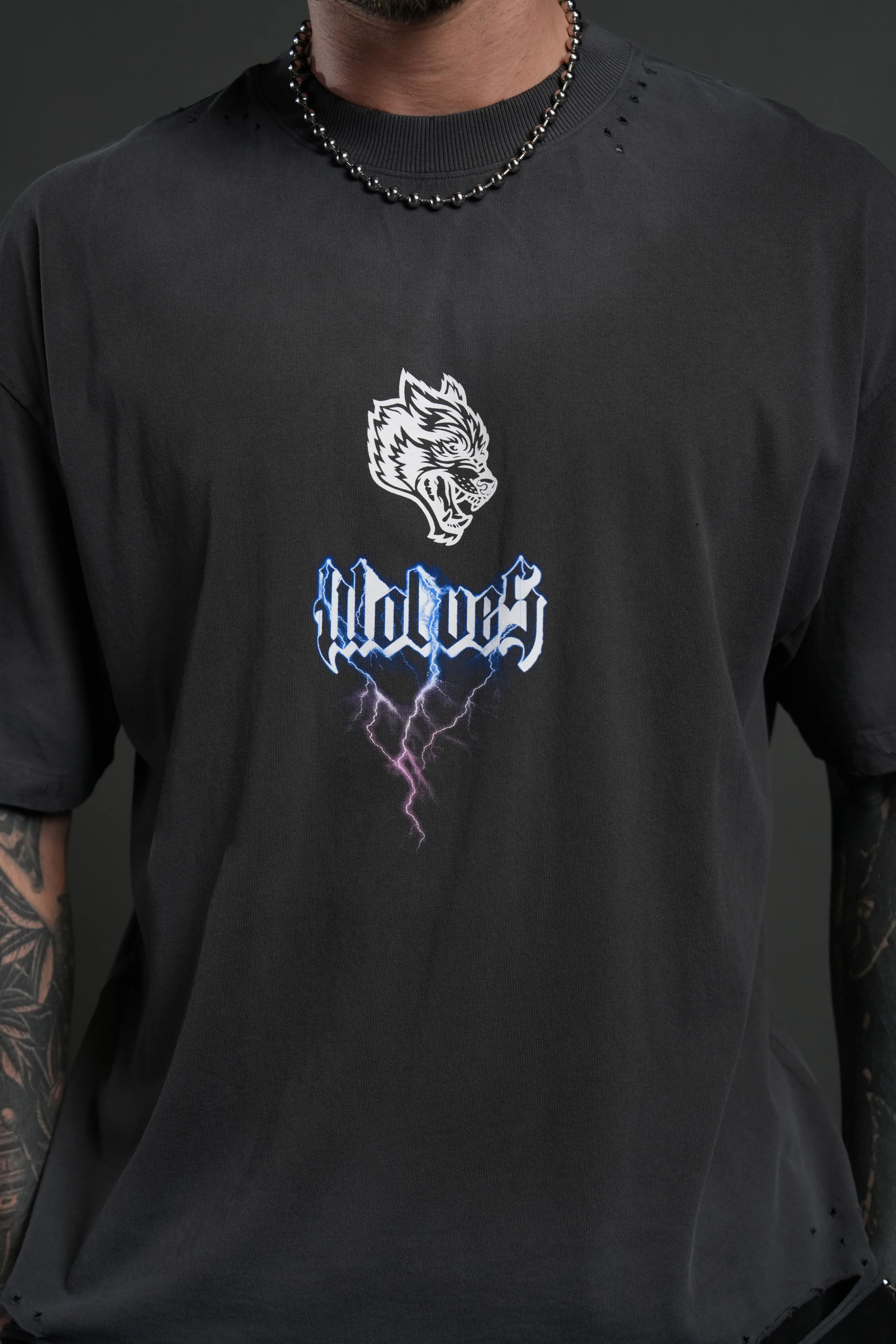 Wolves Lightning Distressed Grunge Tee in Wolf Gray Drift Wash - Image 5