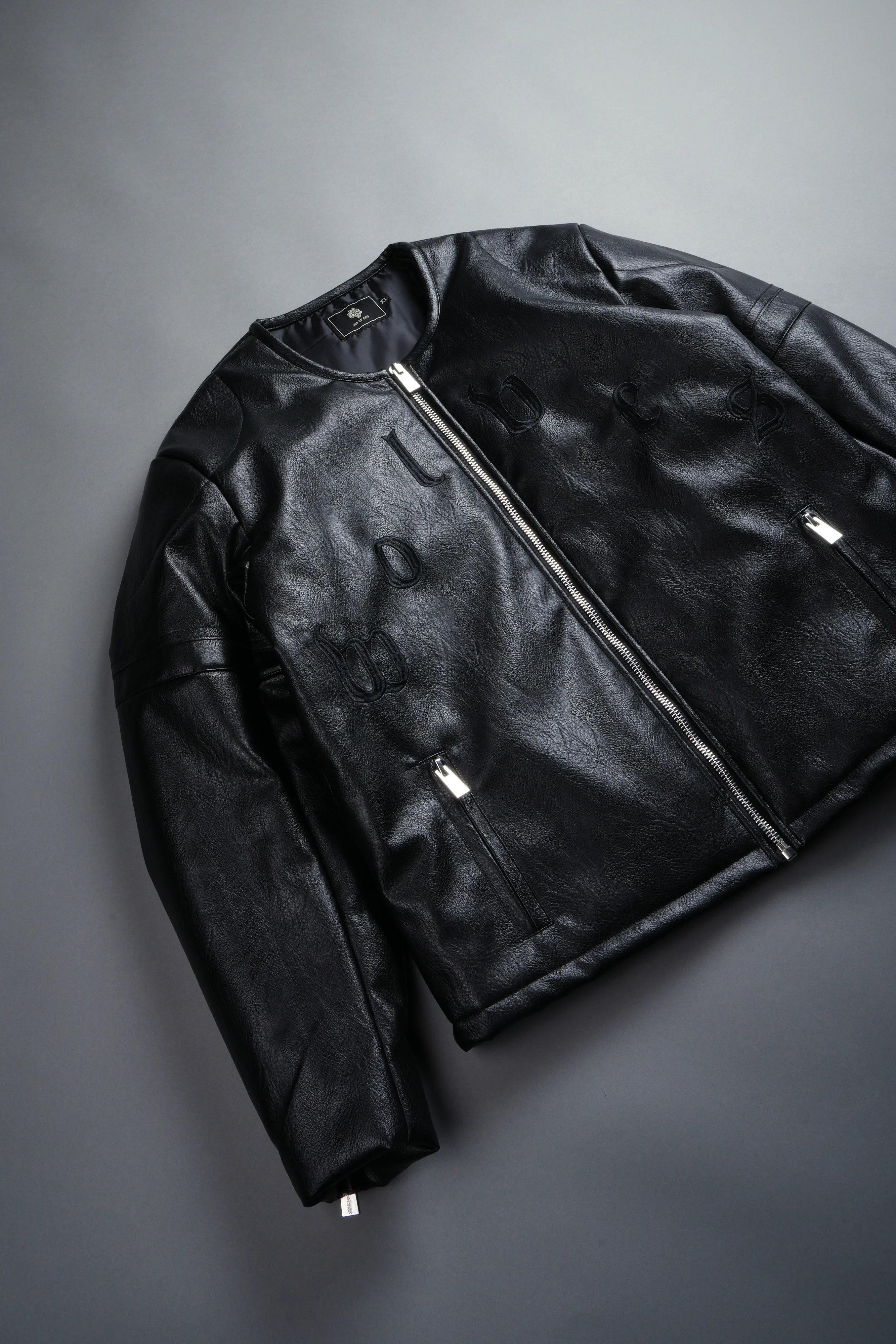 Wolves Pyramid Jesse Biker Jacket in Black - Image 9